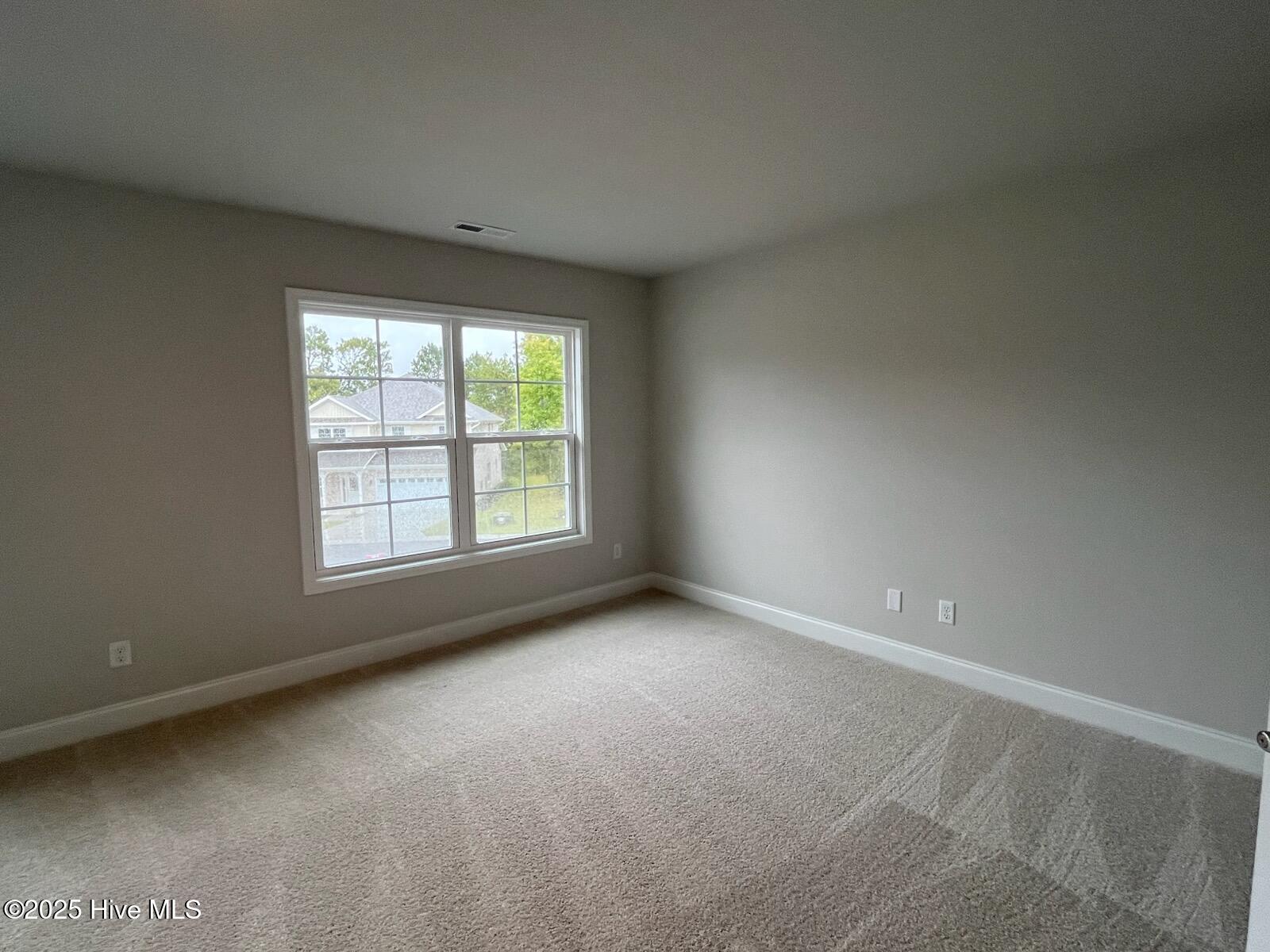 100423282 | Photo 40