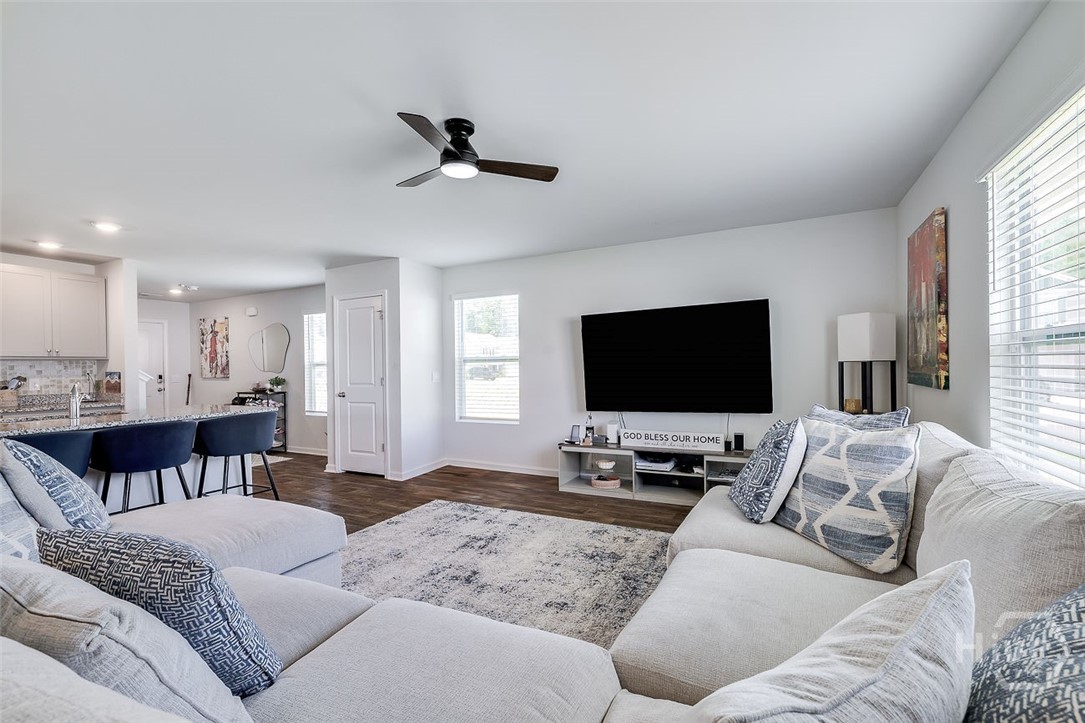 This room is not only open, but also has lots of n