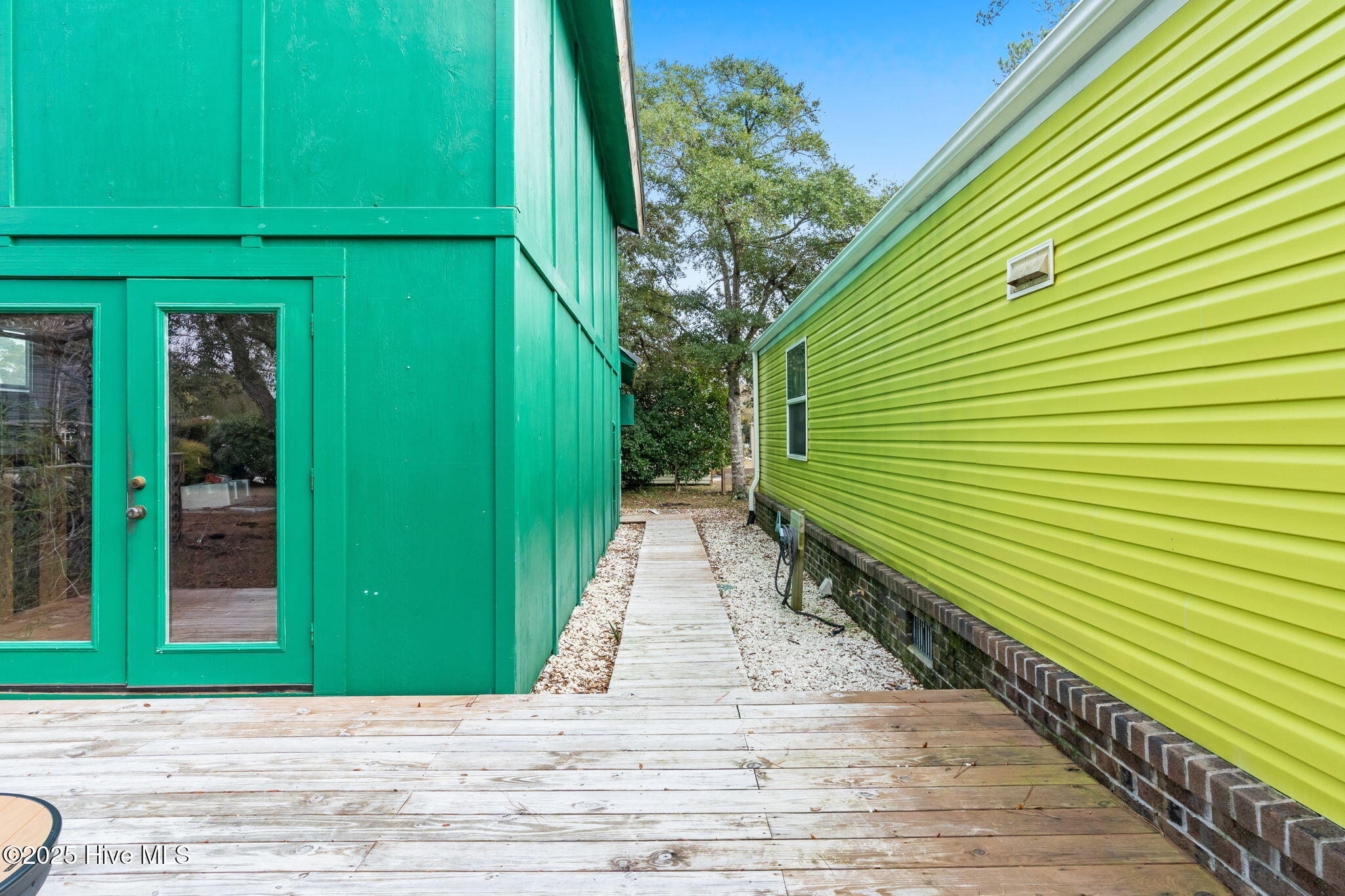 100544596 | Photo 57