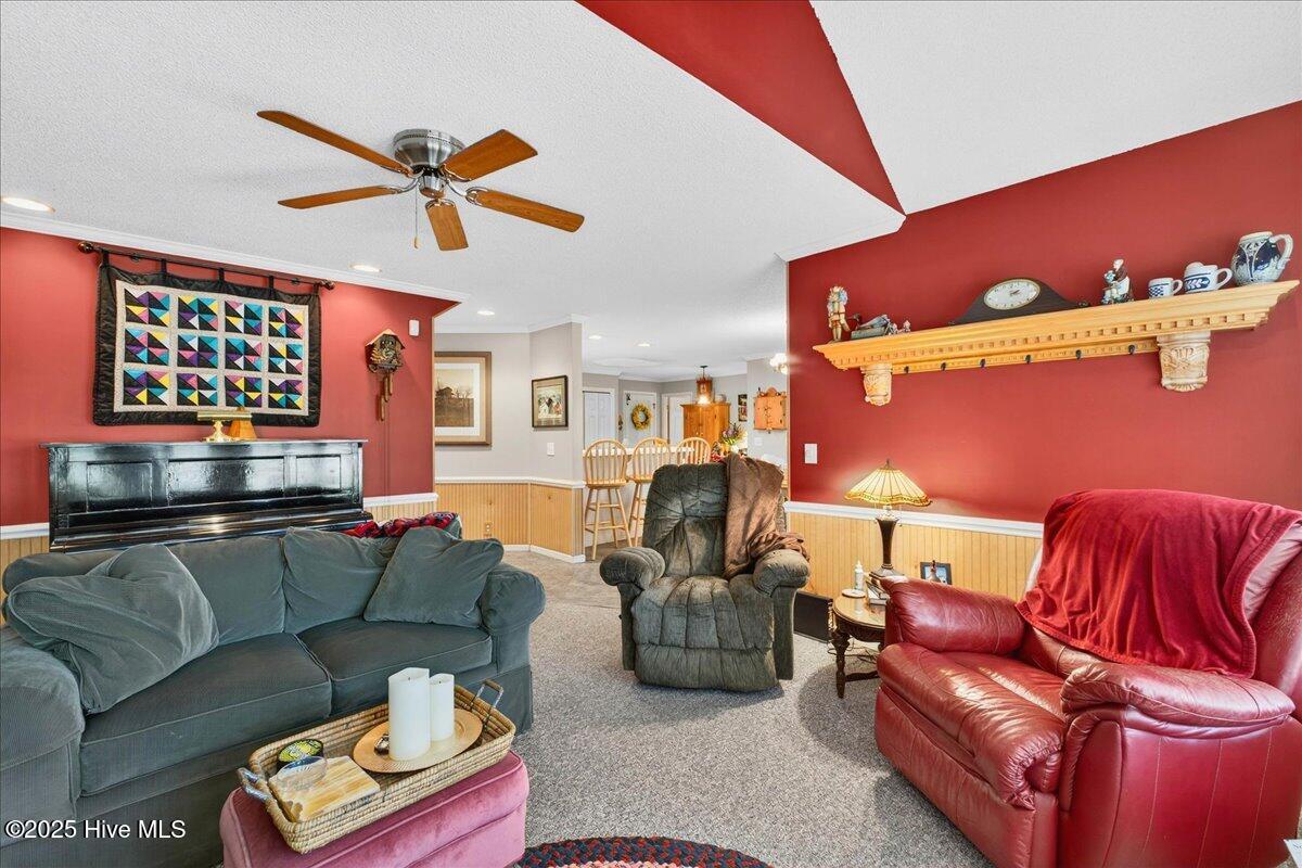 100517839 | Photo 34