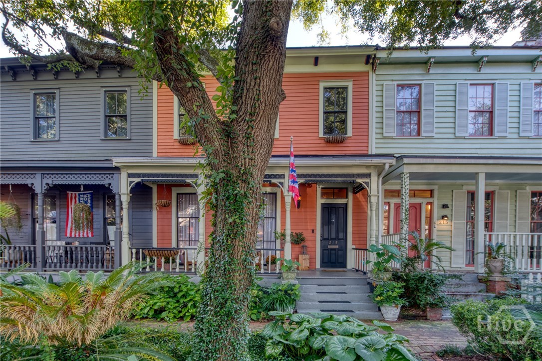 Homes for sale in Savannah, GA | 213 W Duffy St, Savannah, GA 31401 | MLS# SA341830