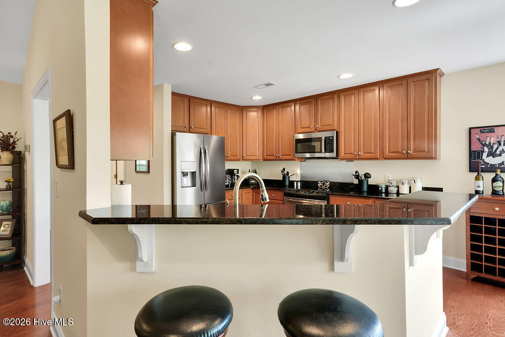 100565145 | Photo 13