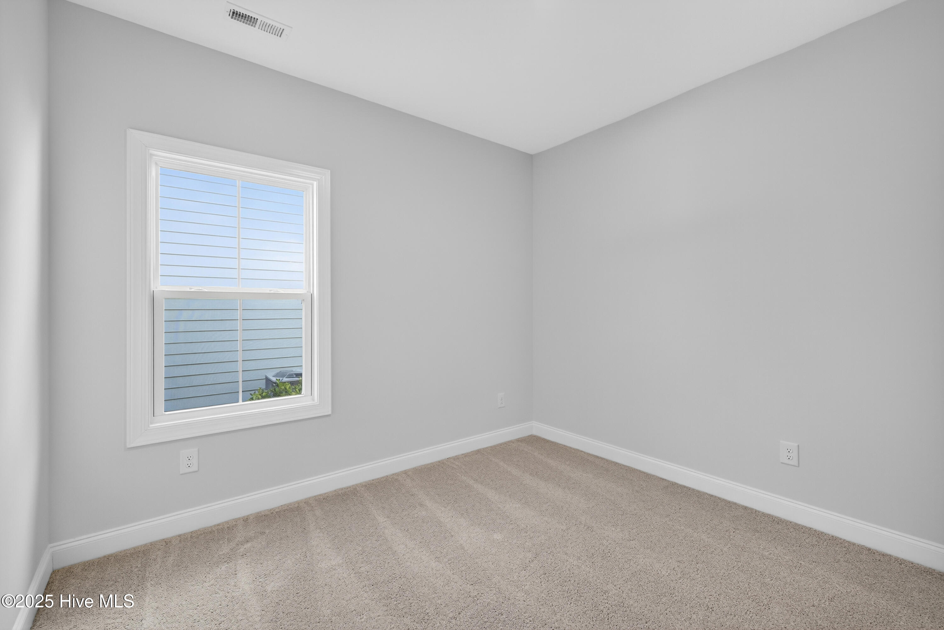 100544174 | Photo 17