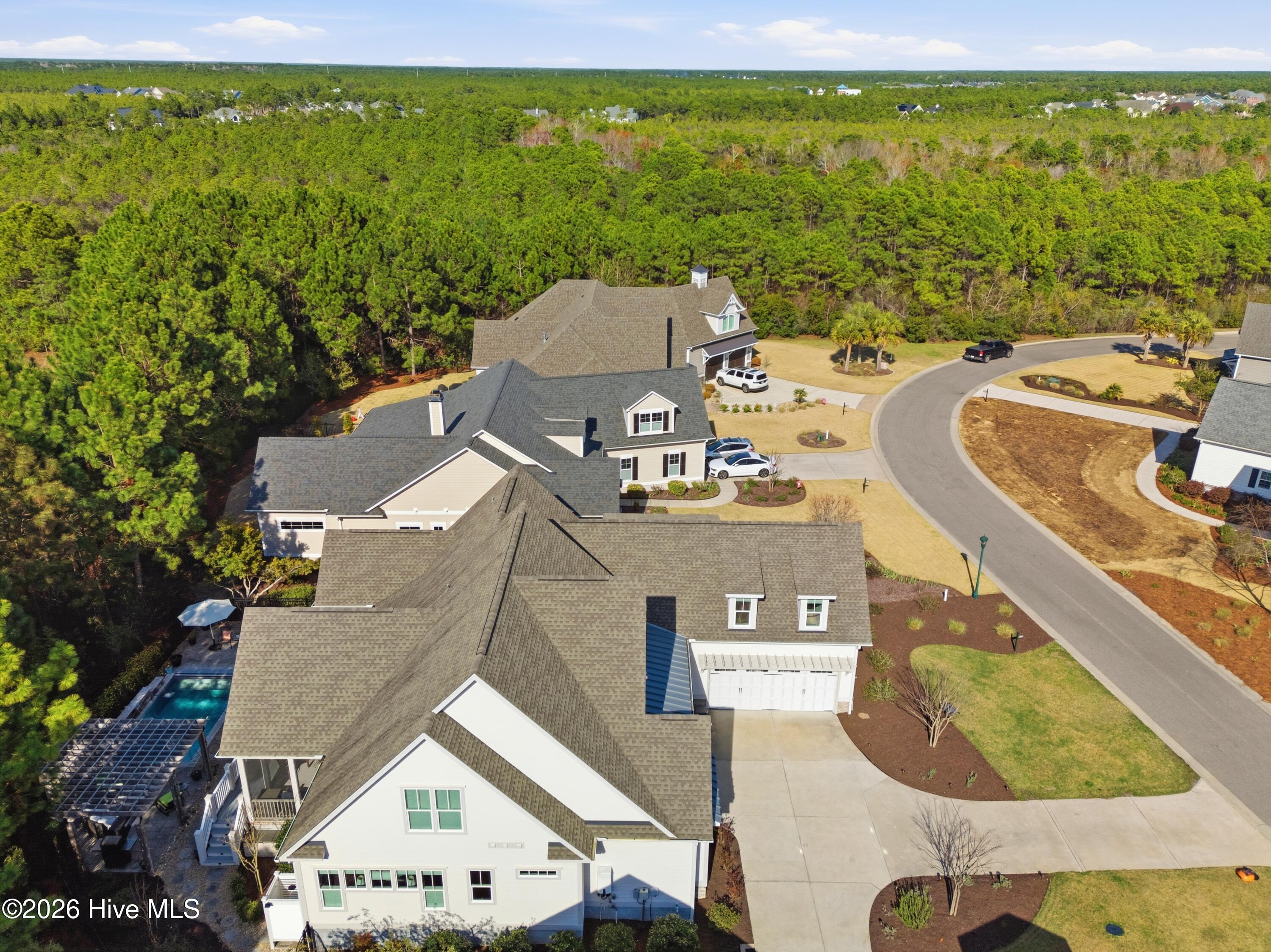 100560697 | Photo 67