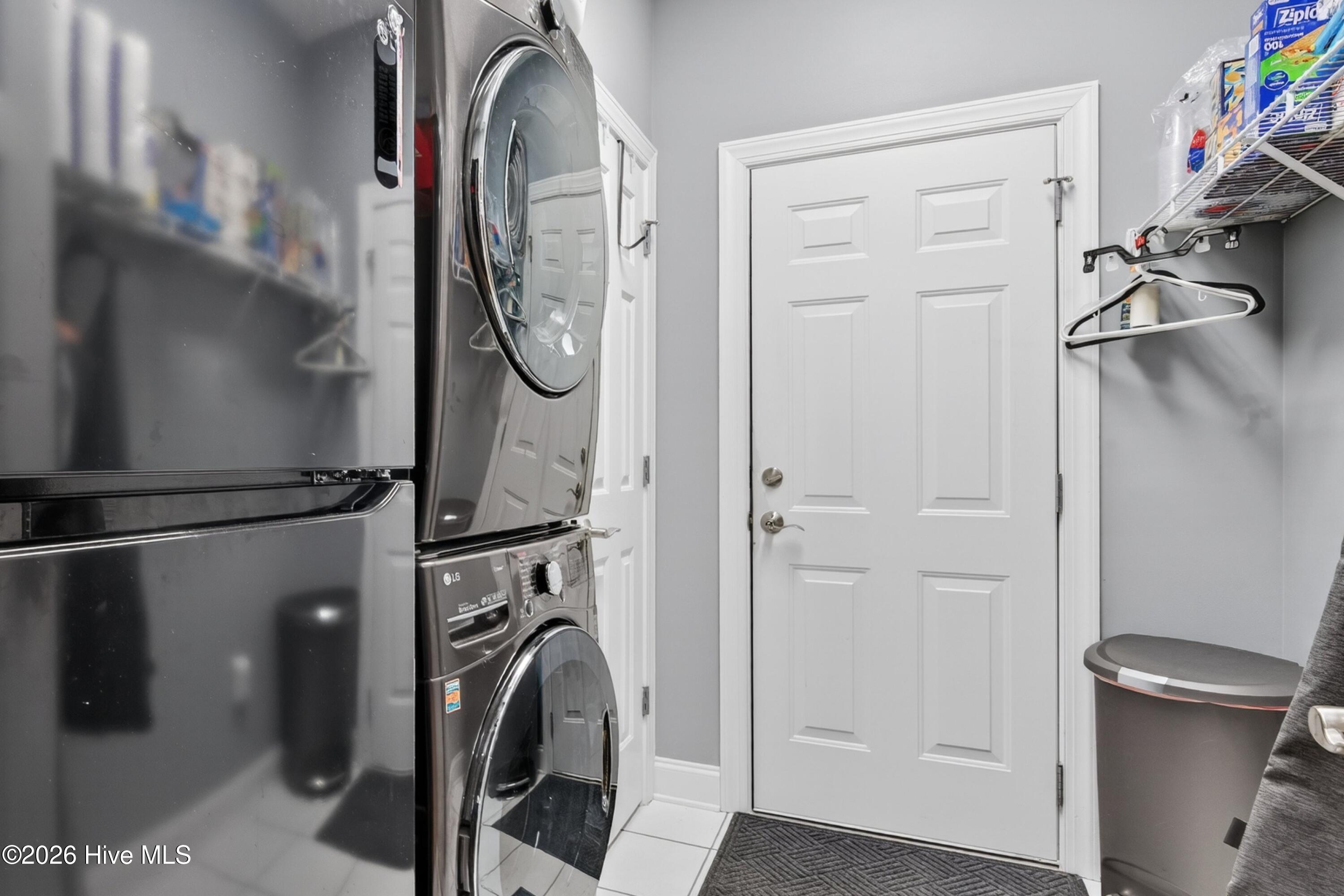 100567726 | Photo 21