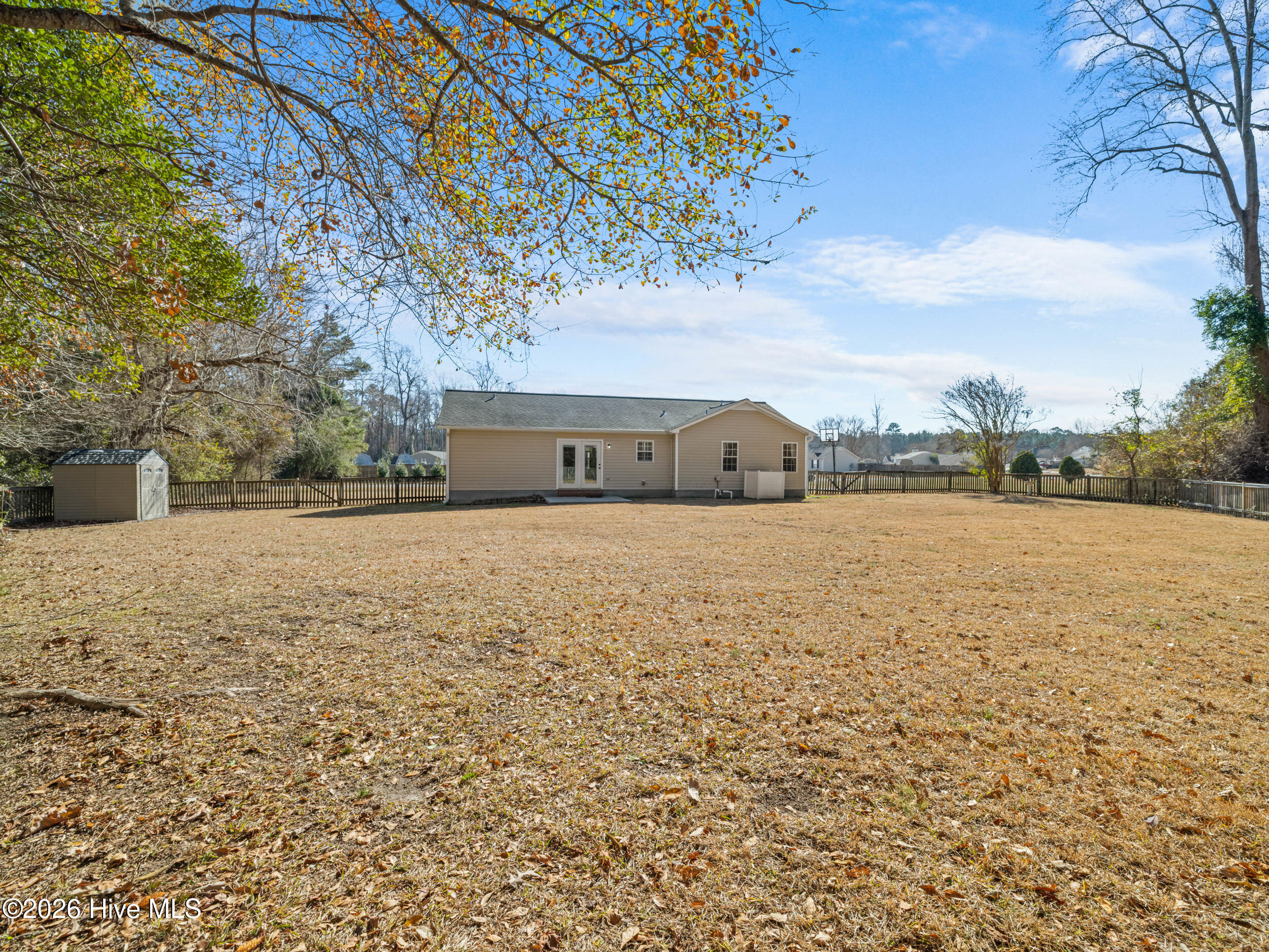 100547559 | Photo 40