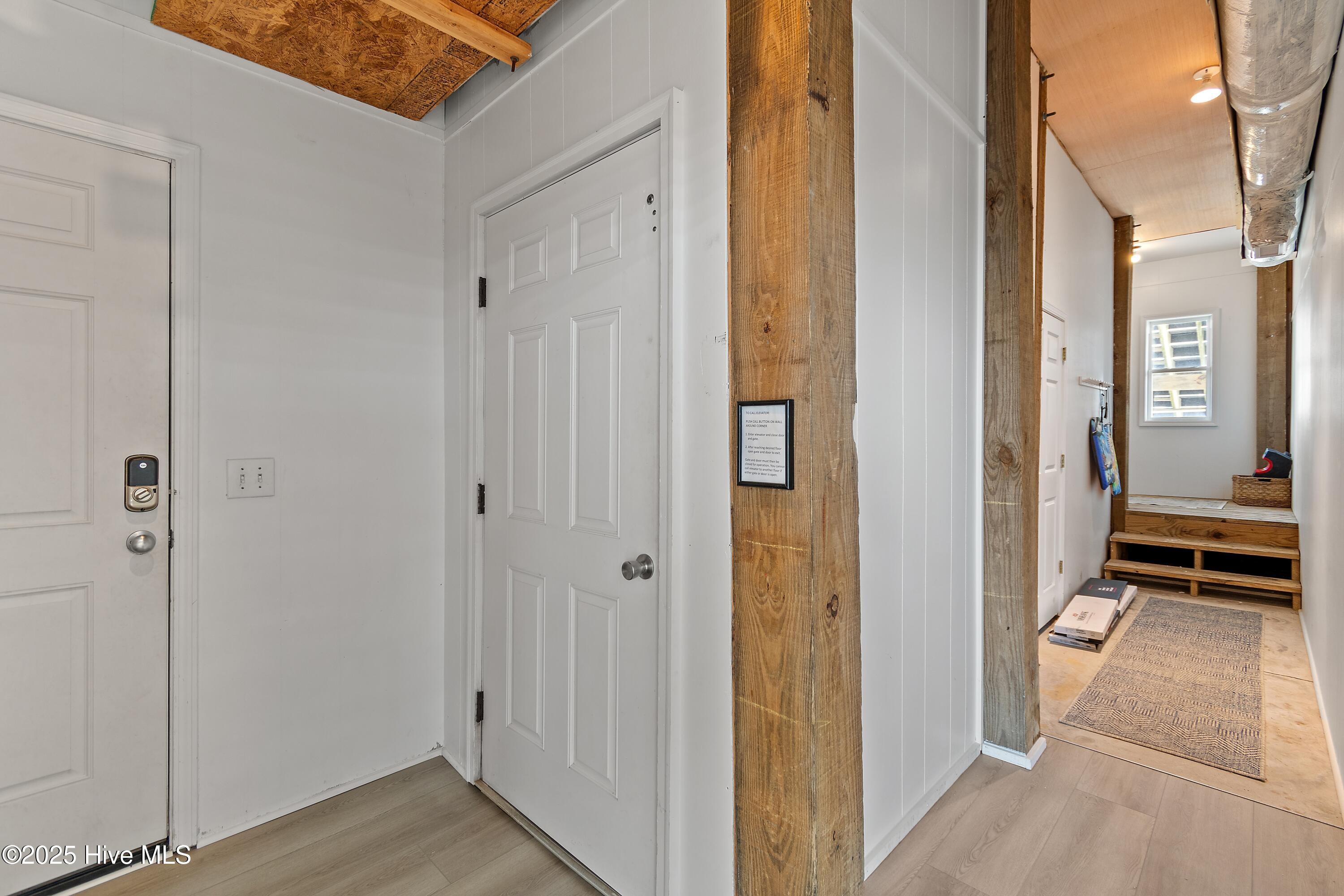 100554405 | Photo 13