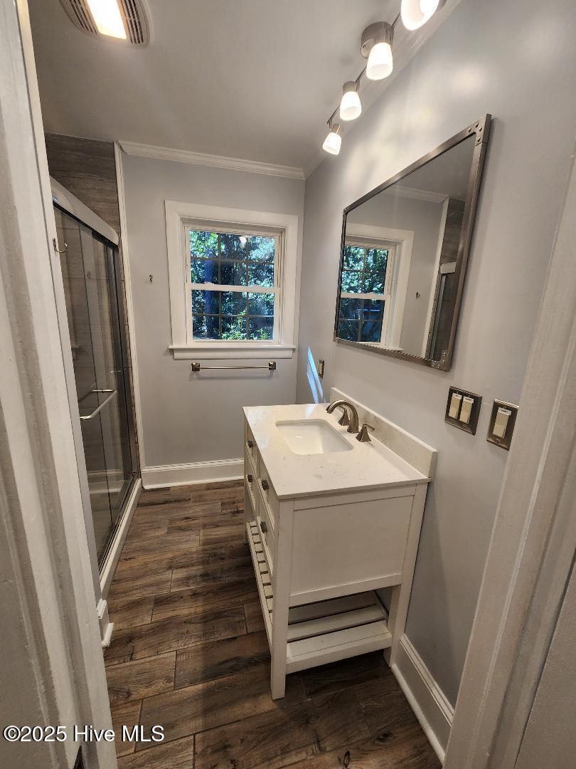 100540372 | Photo 16