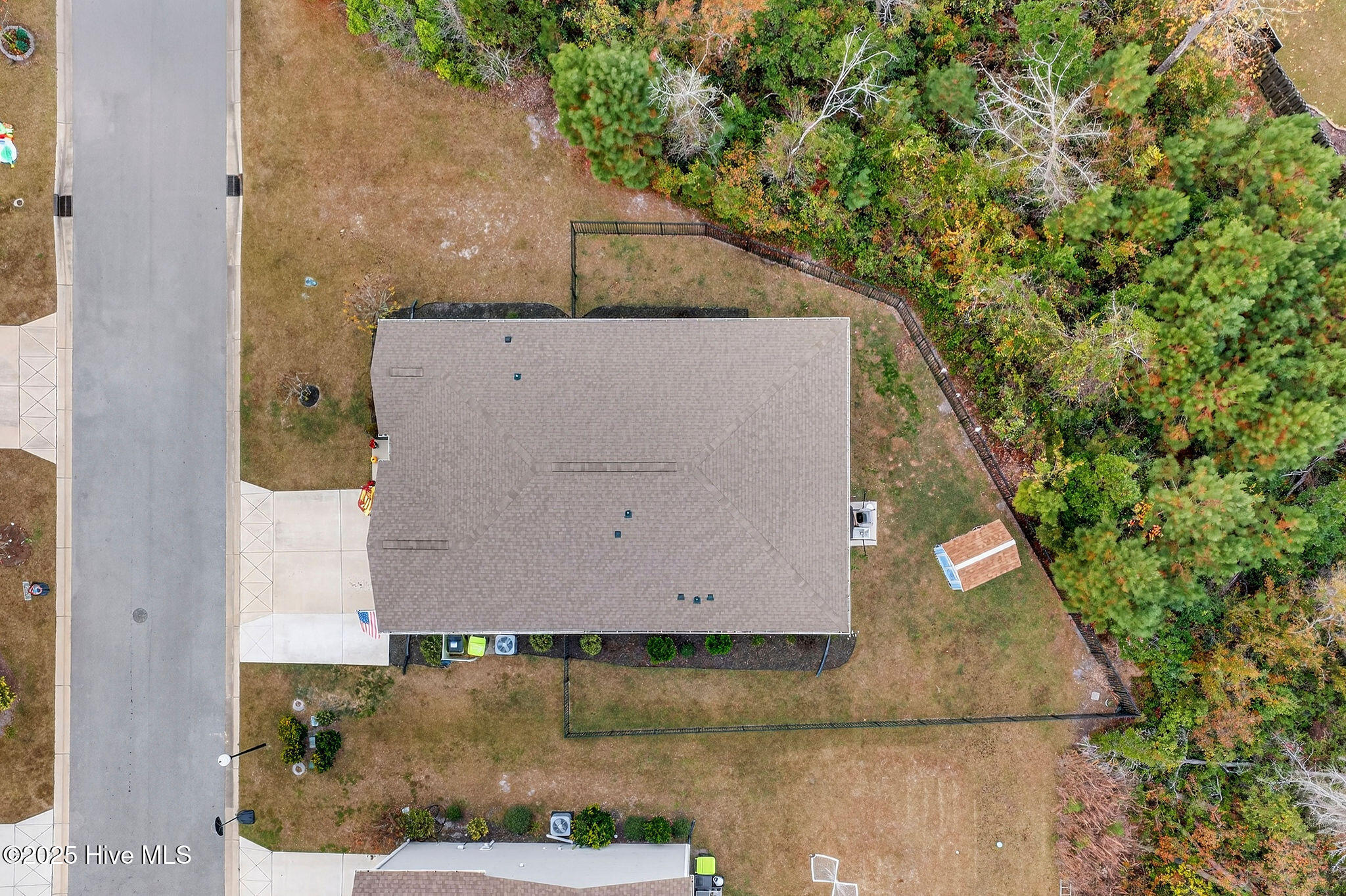 100543614 | Photo 36