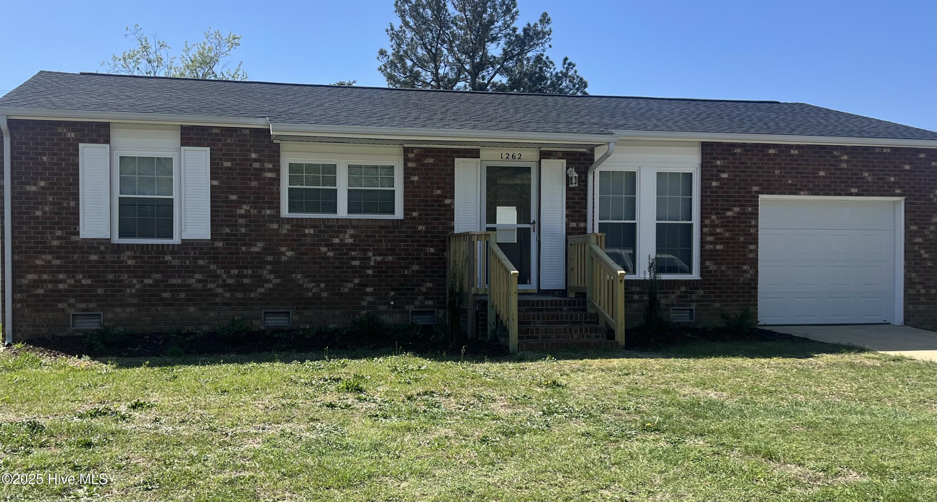 Homes for sale in Spring Lake, NC | 1262 E Manchester Rd, Spring Lake, NC 28390 | MLS# 100524737