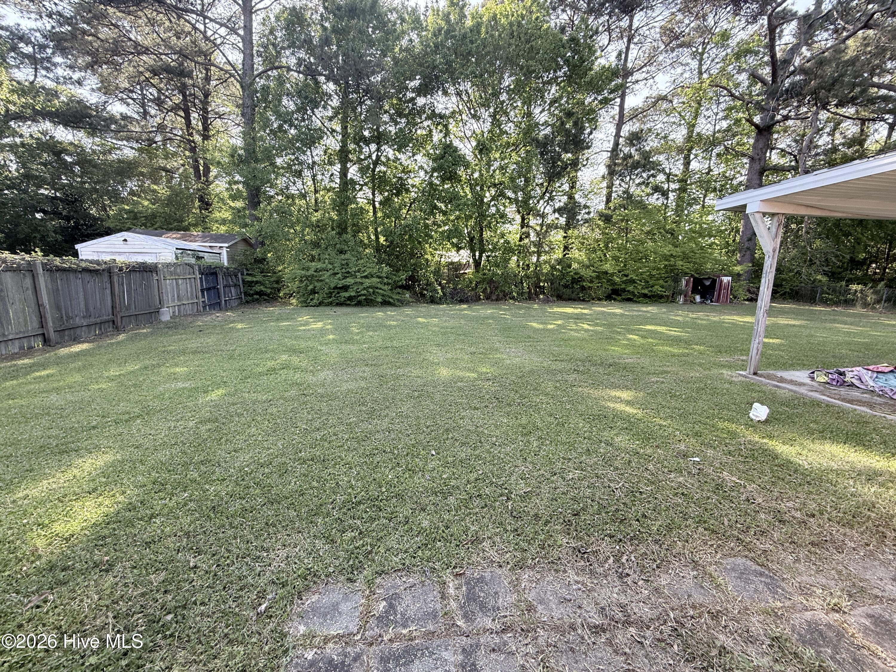 100567327 | Photo 15