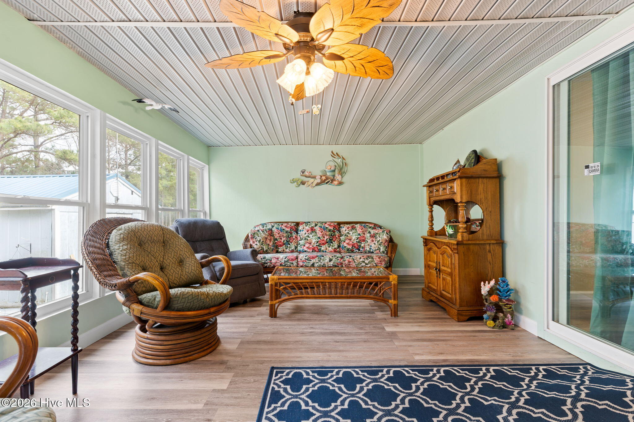 100550811 | Photo 29