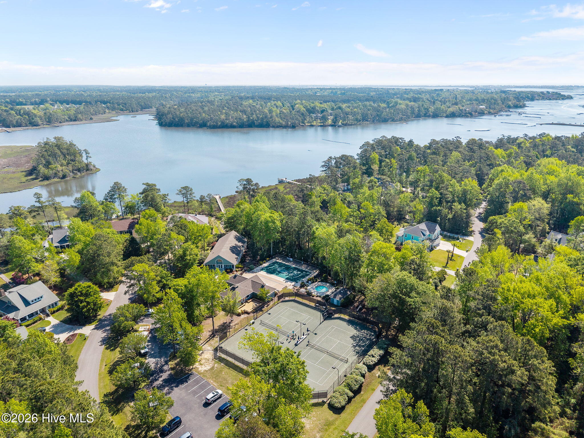 100567886 | Photo 79