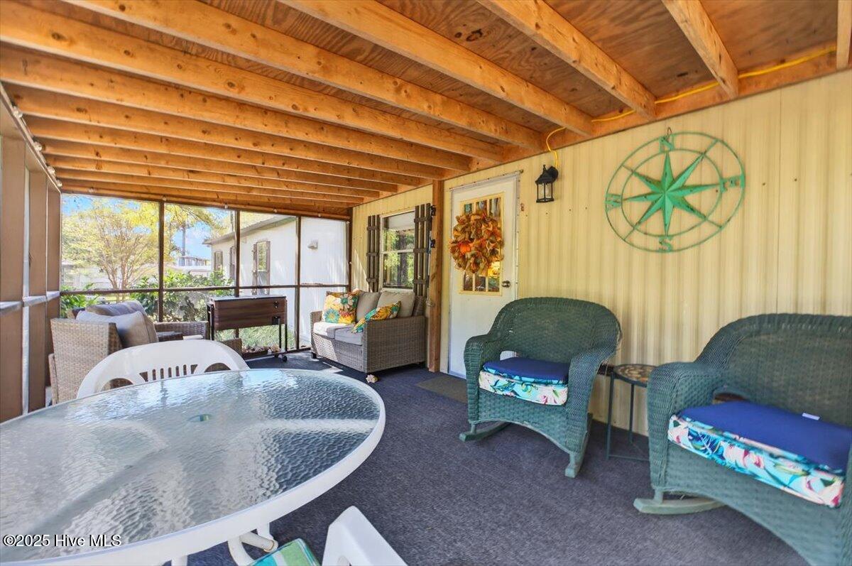 100536232 | Photo 11