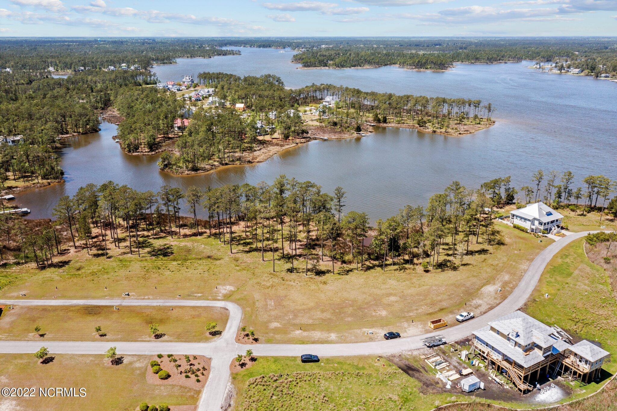 363 74 Ballast Point,Oriental