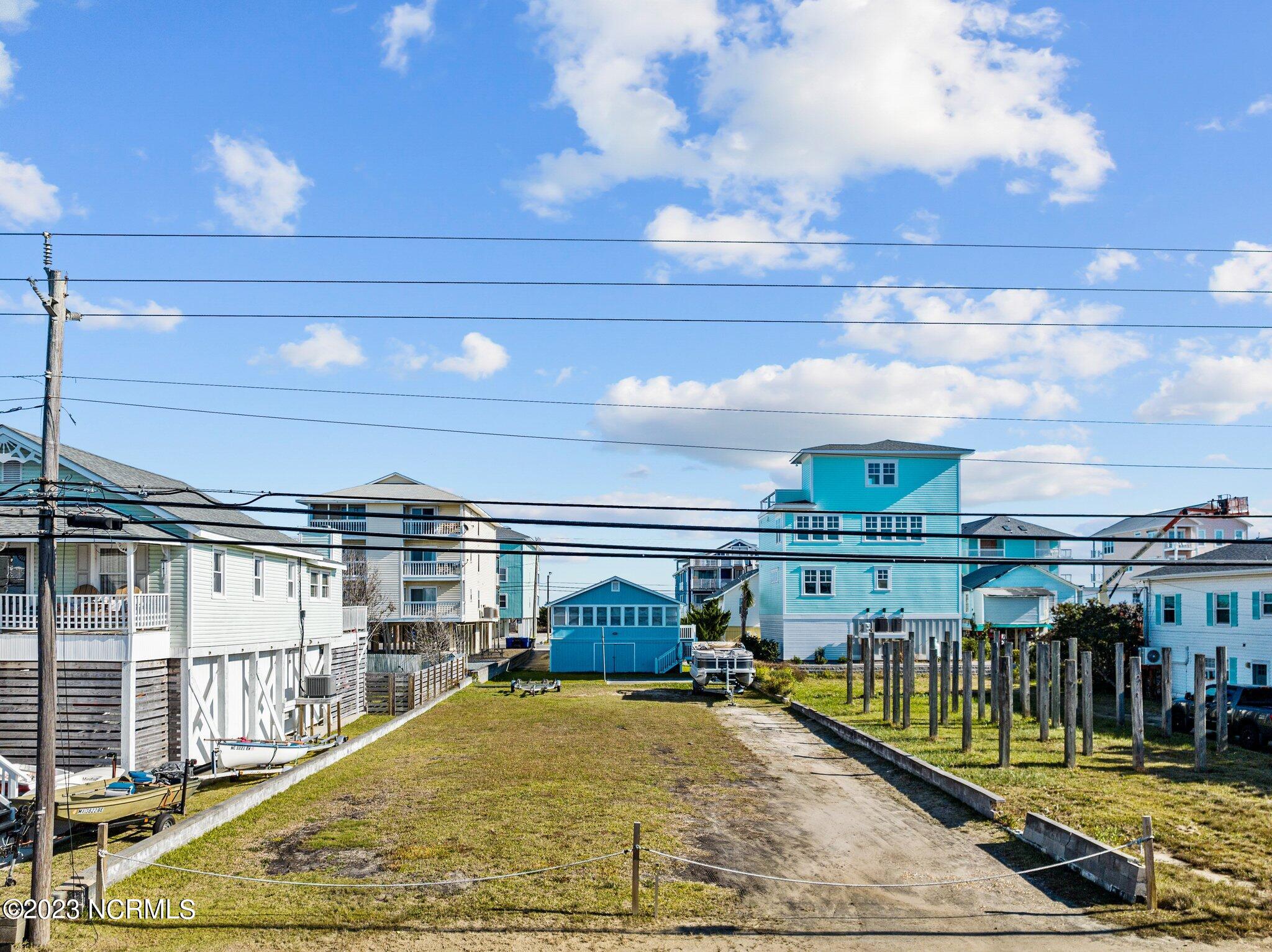 100562071 | Photo 13