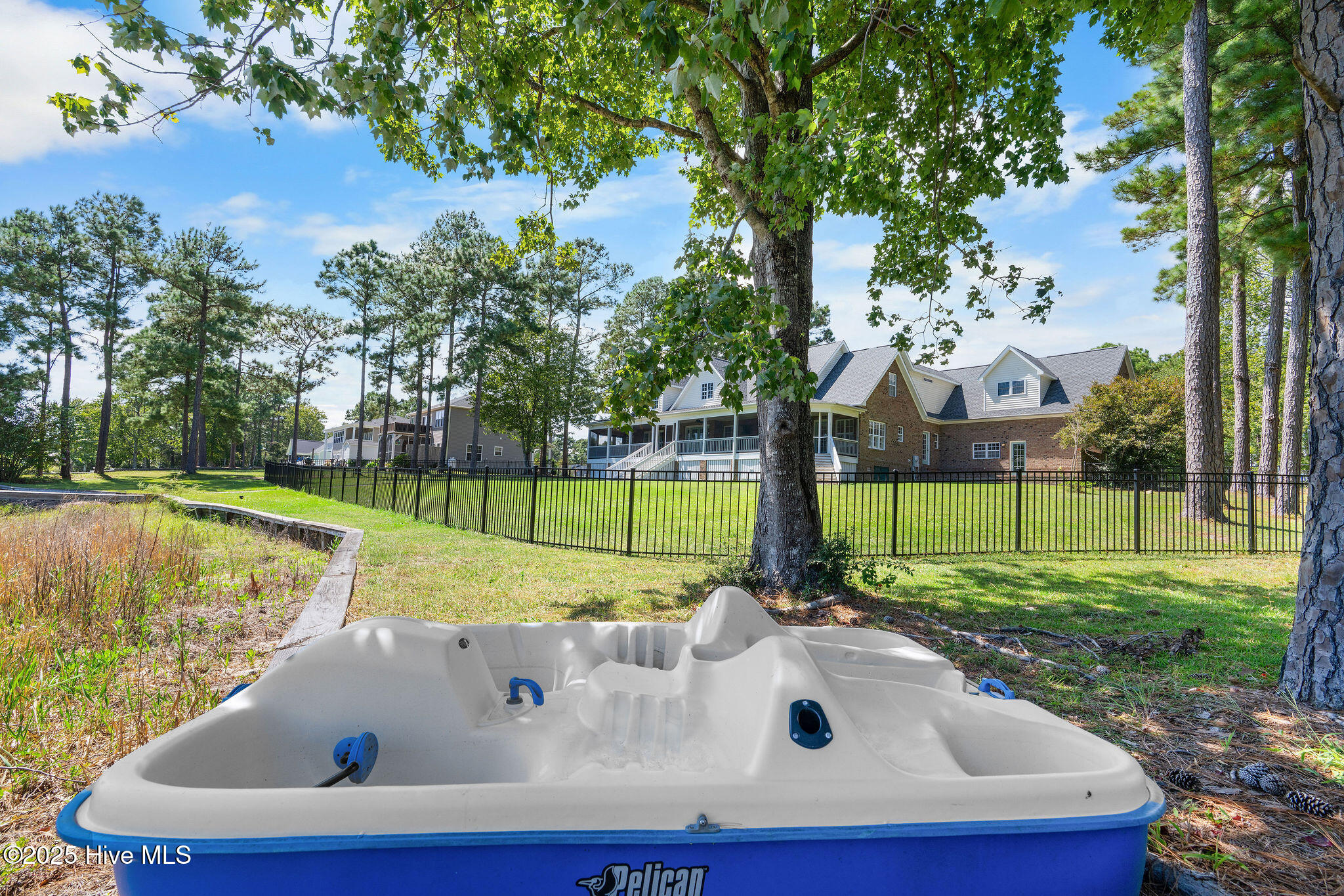 100526729 | Photo 91