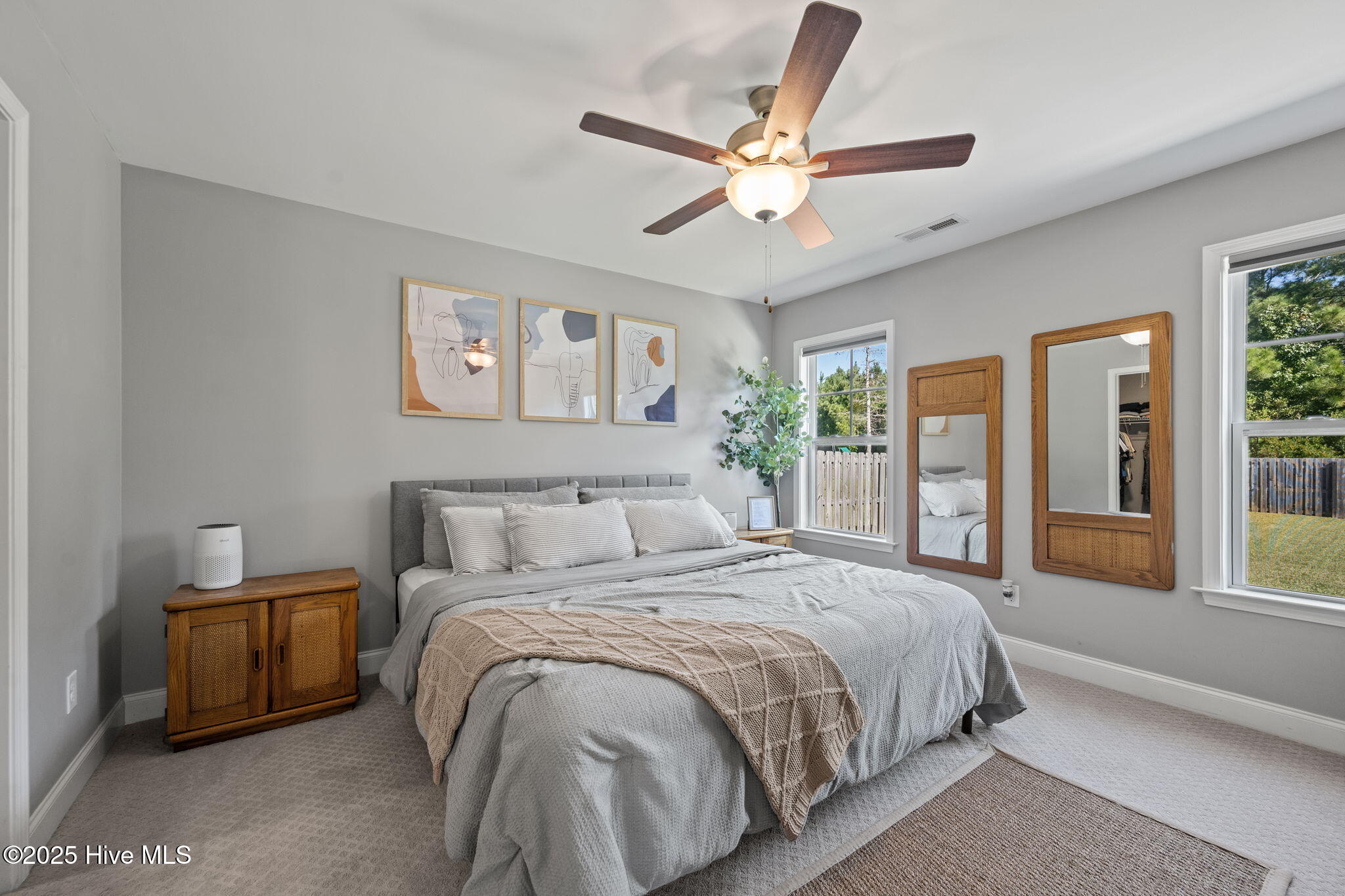 100536269 | Photo 25