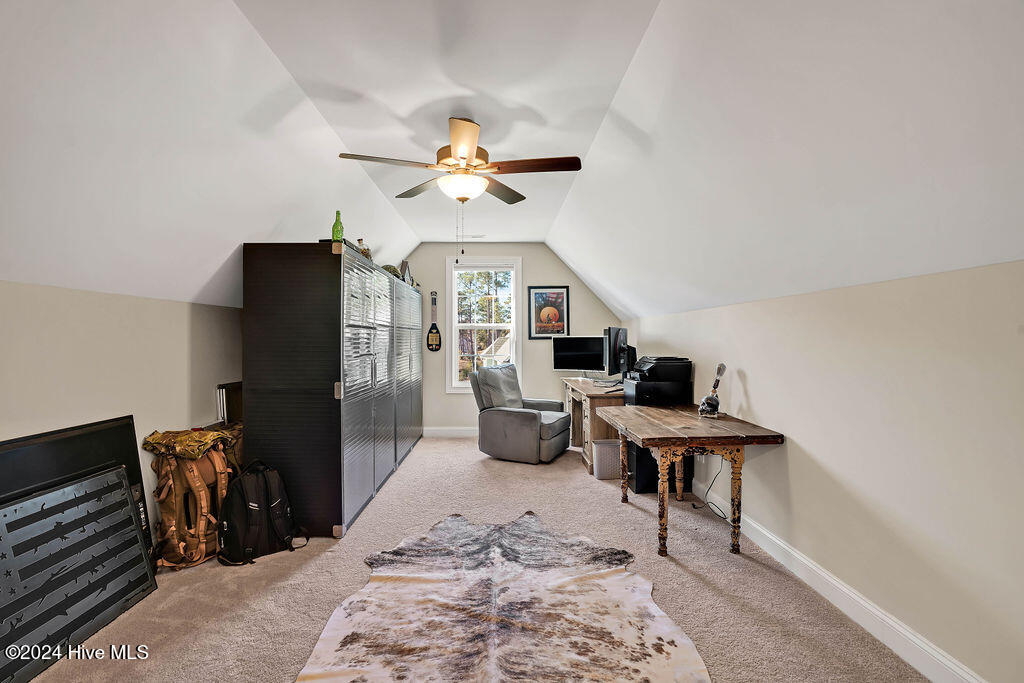 100527191 | Photo 21