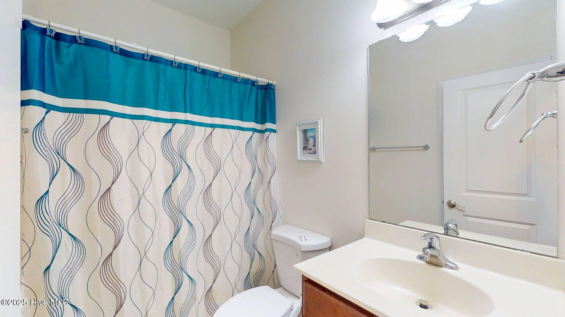 100546464 | Photo 15