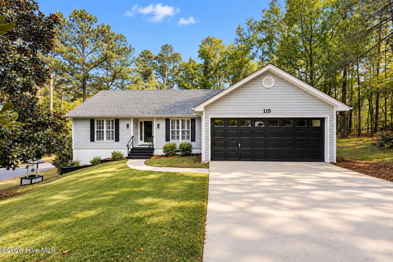 115 Waters Edge Drive , McCormick,  SC