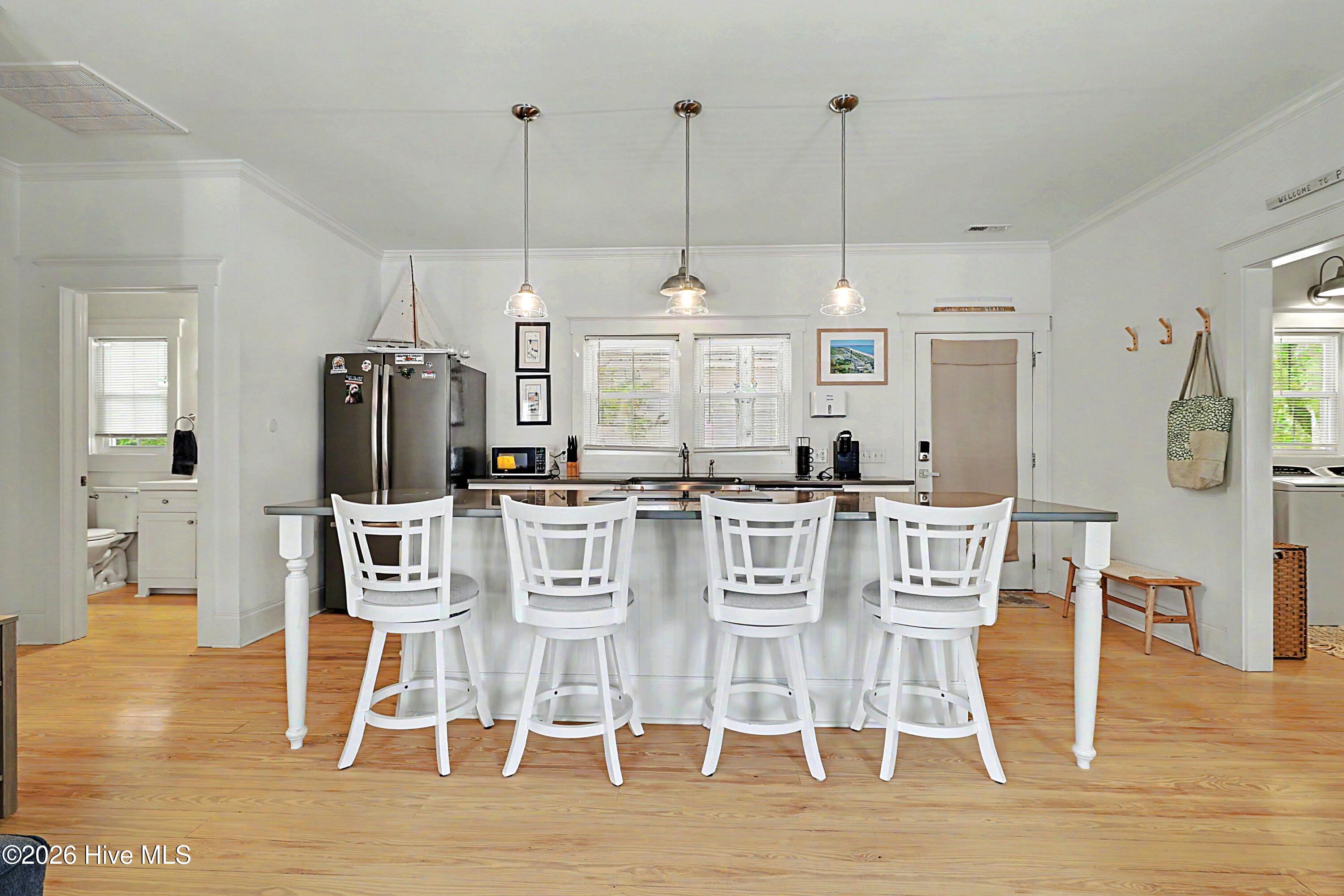 100566458 | Photo 15