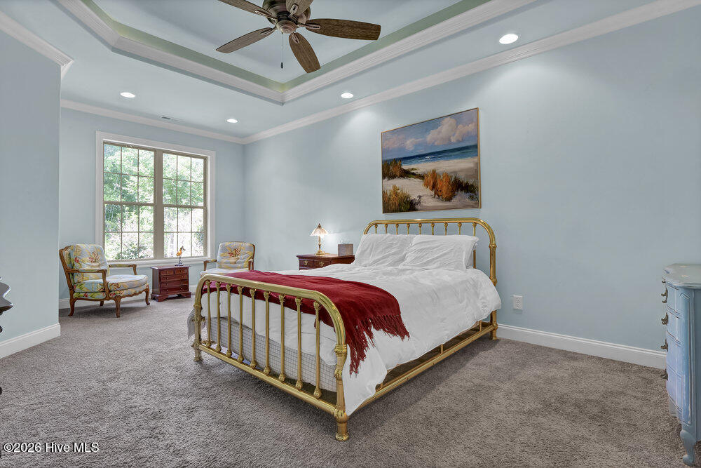 100547594 | Photo 15