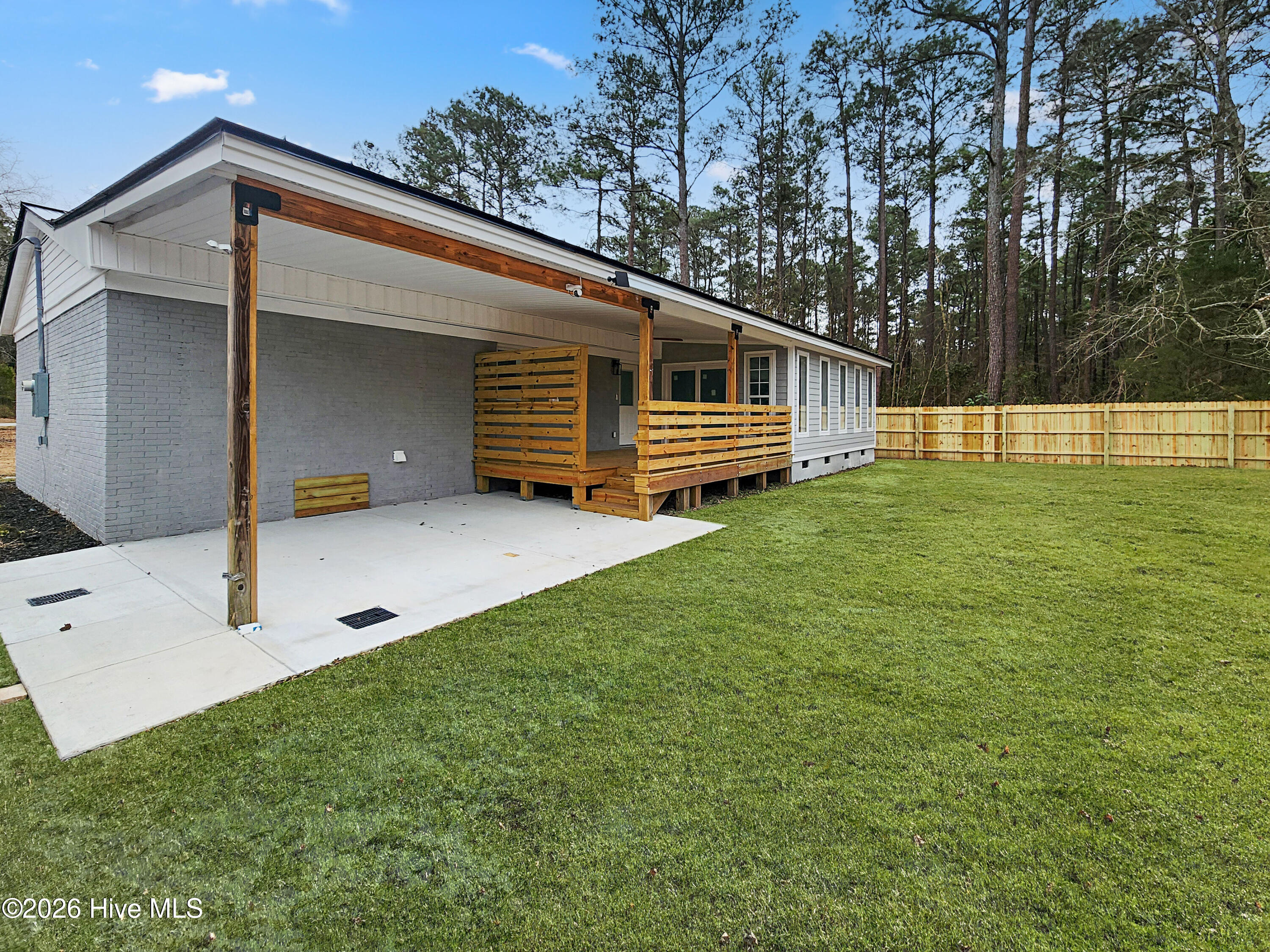 100552215 | Photo 37