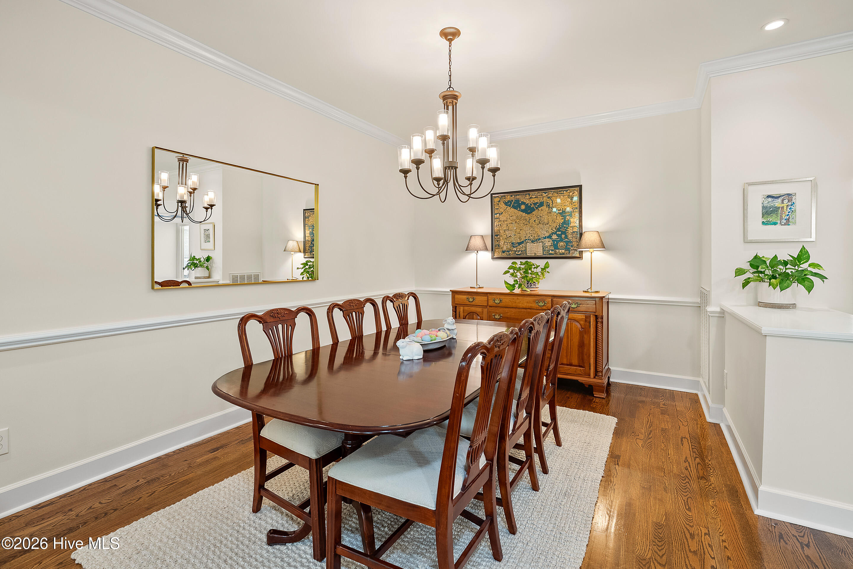 100549732 | Photo 18