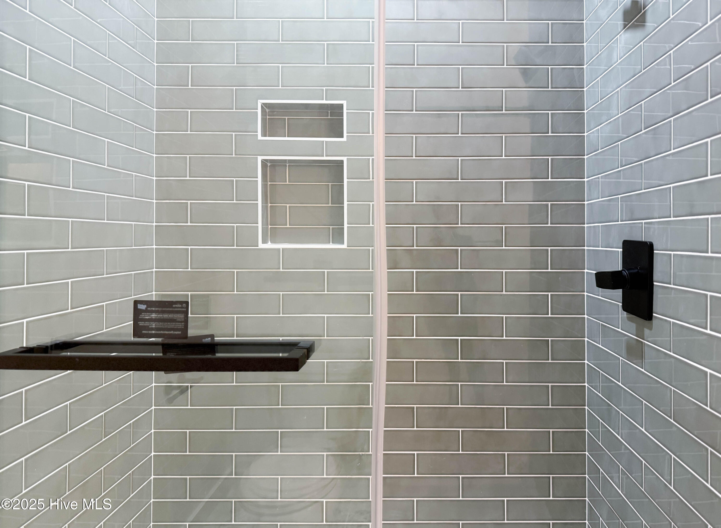 100539536 | Photo 71