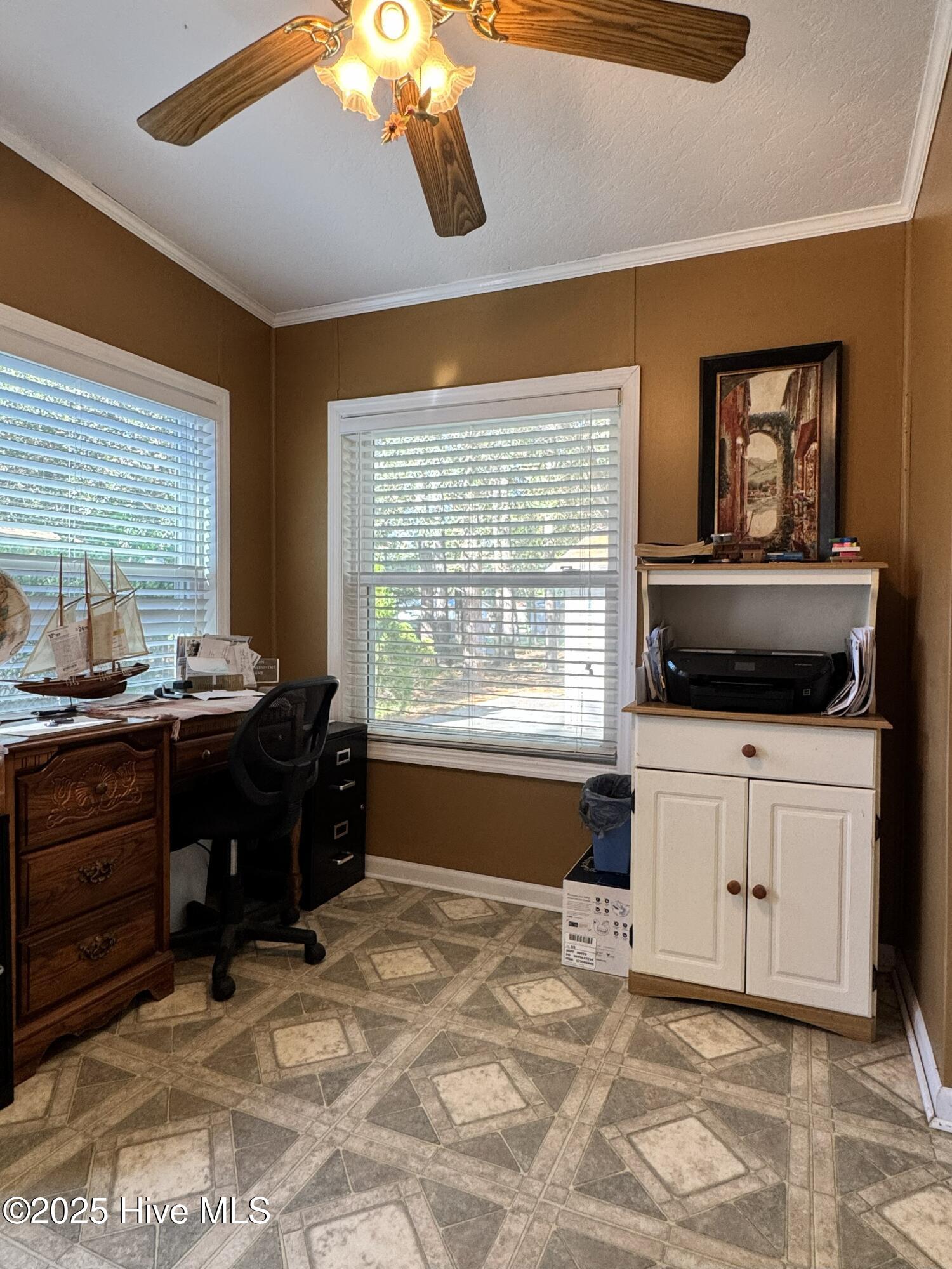 100538236 | Photo 62