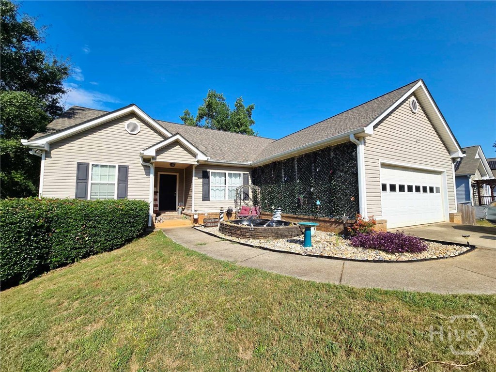Single family home for sale at 209 Clearwater Dr, Monroe, GA 30655 | MLS# CL364922