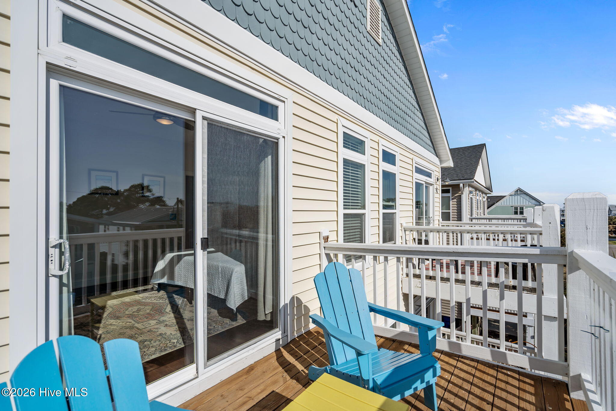 100560488 | Photo 19