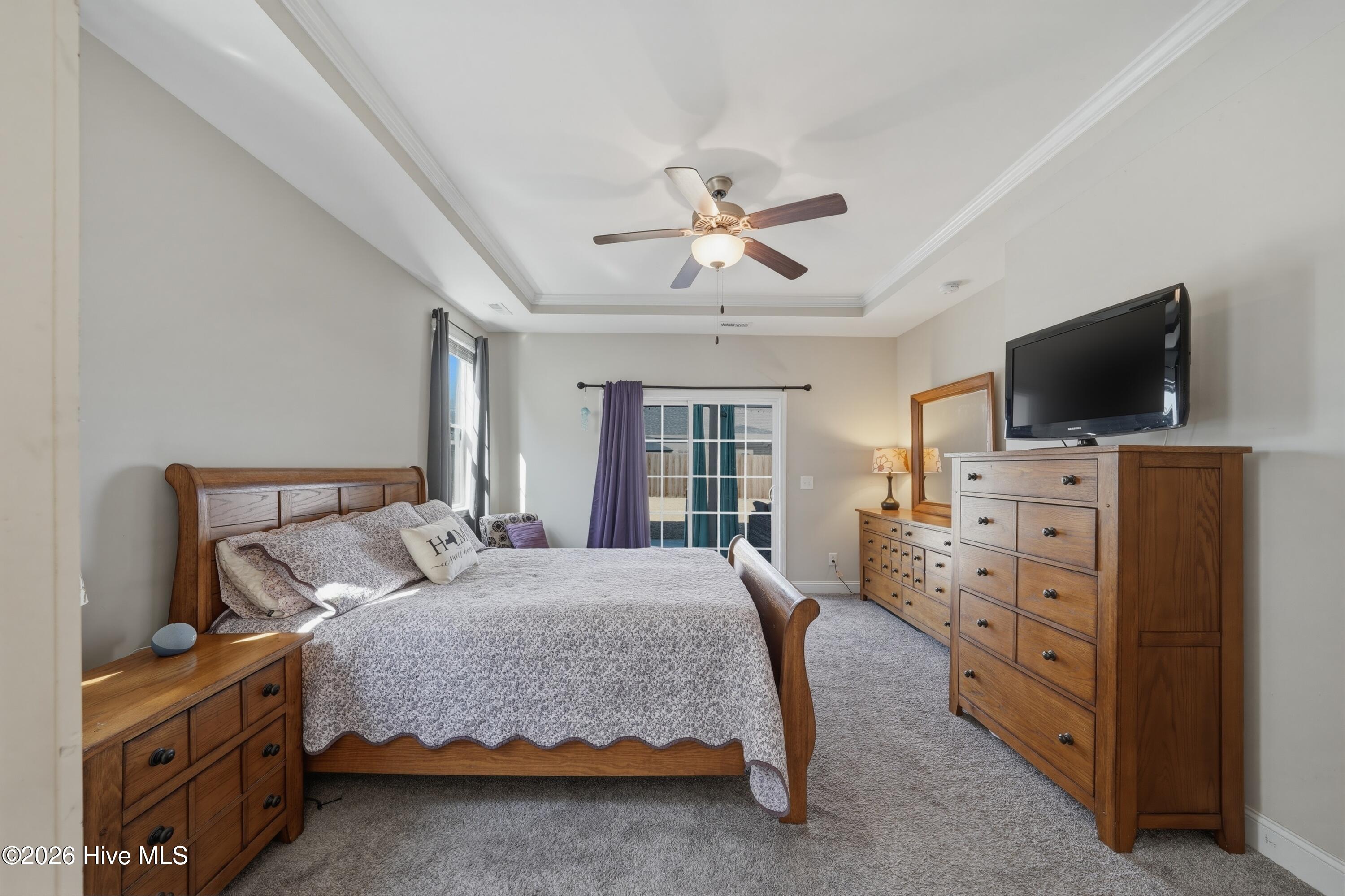 100557354 | Photo 40