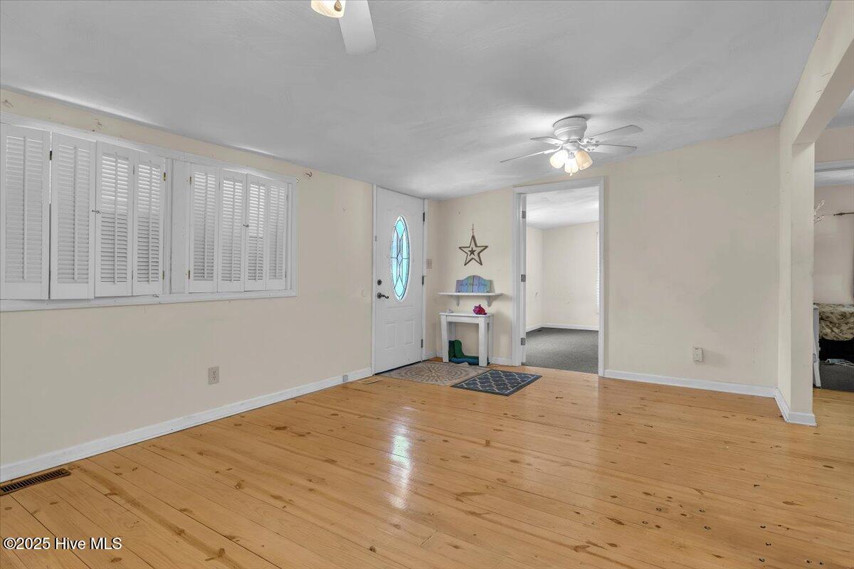 100515601 | Photo 32