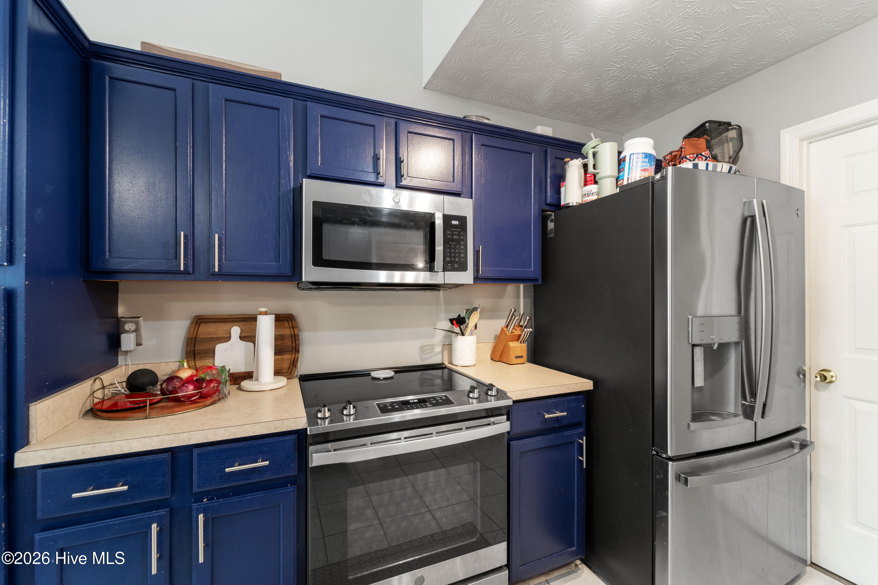 100550973 | Photo 15