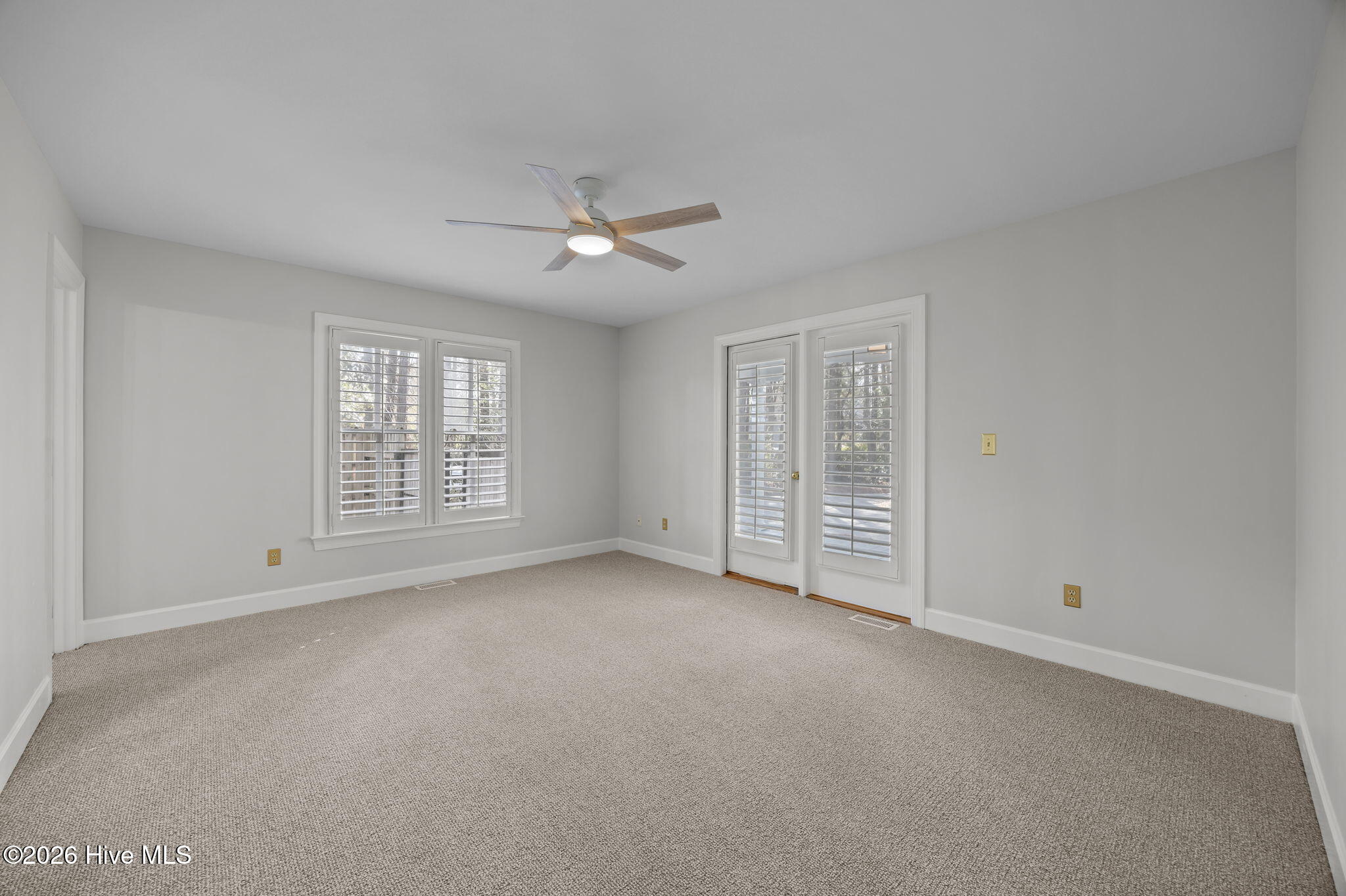 100551579 | Photo 20