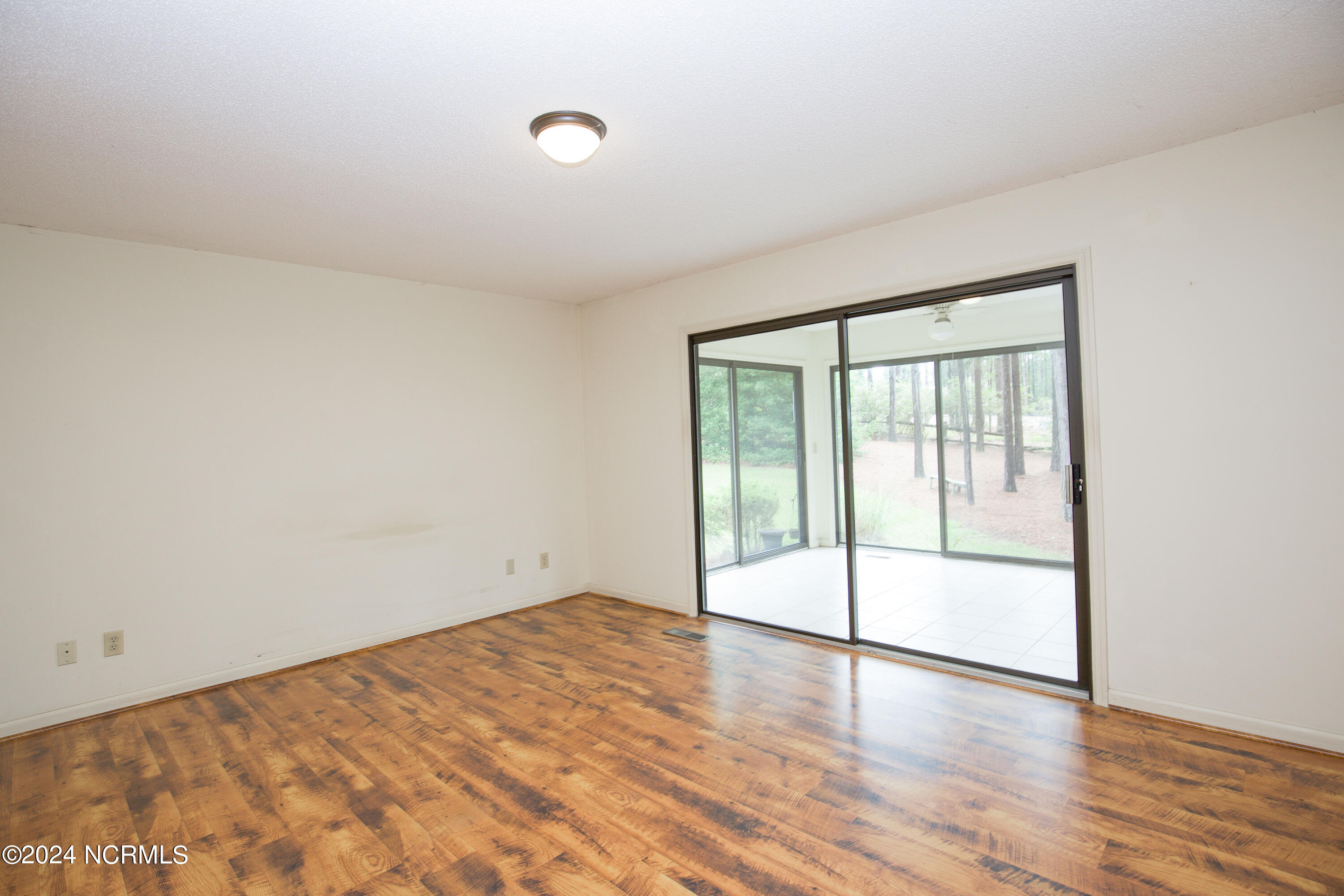 620 Diamondhead Dr S-32