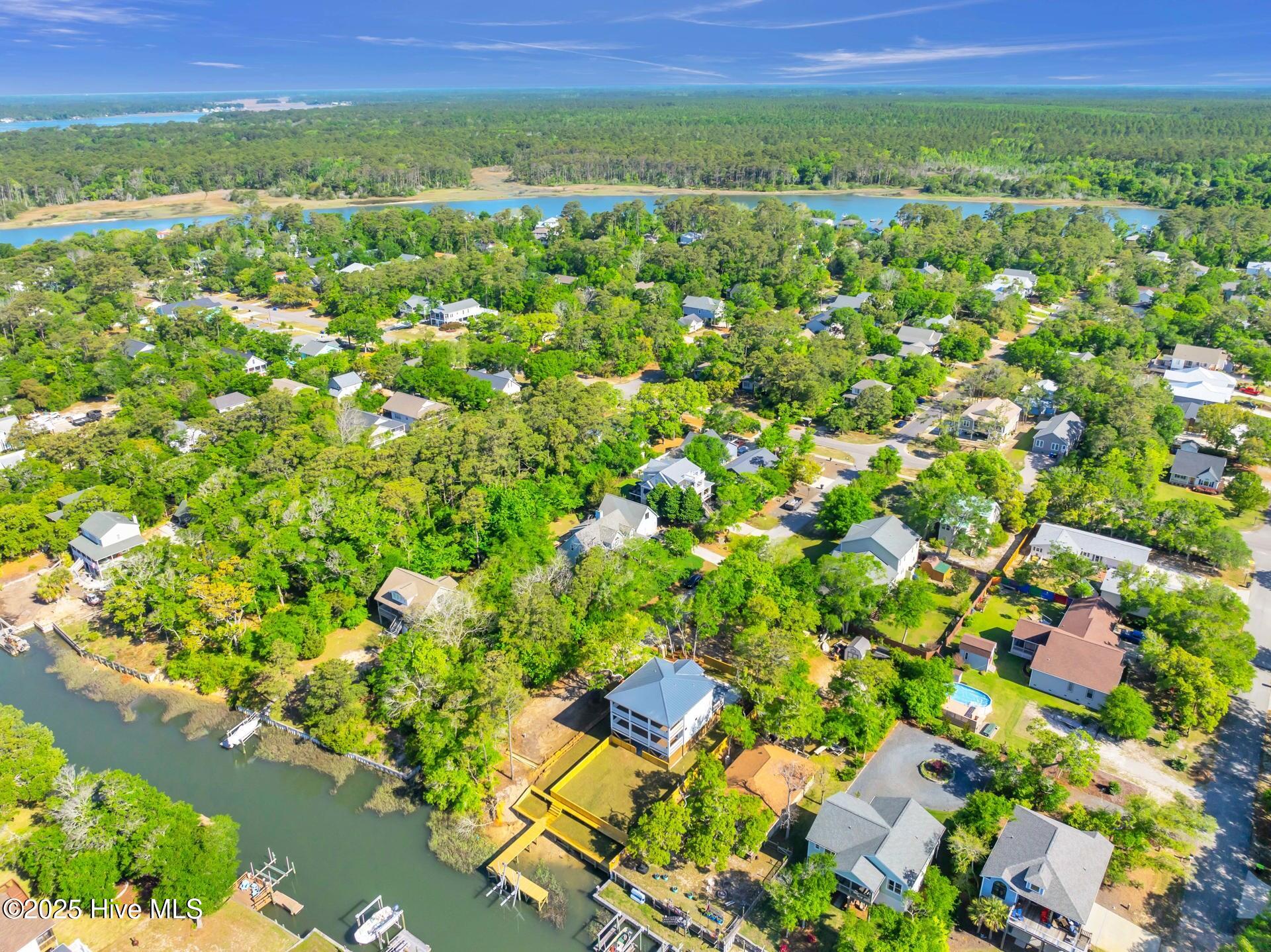 100547120 | Photo 61