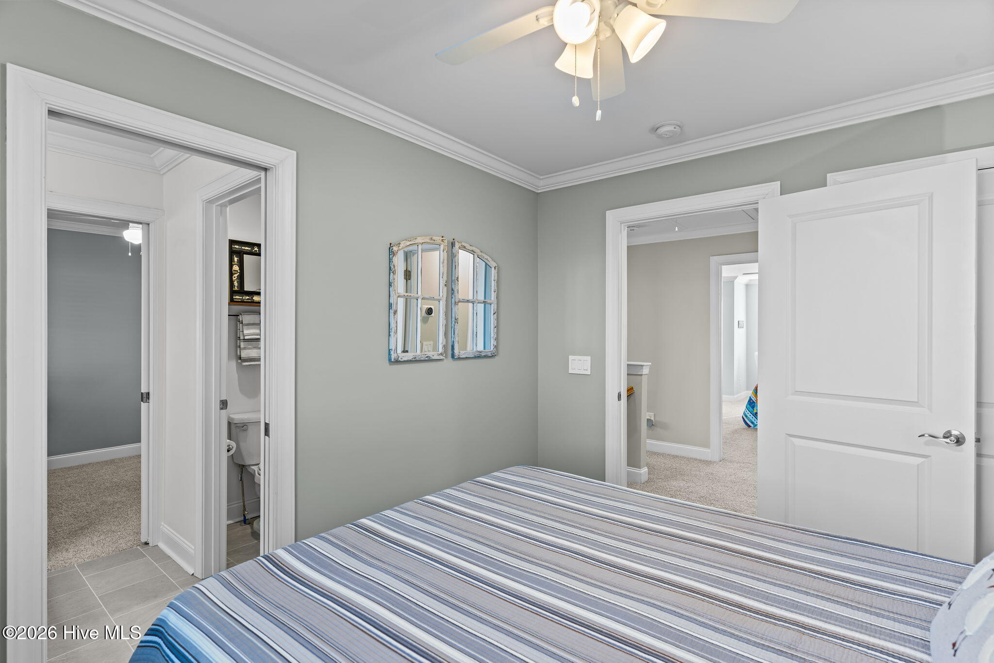 100547580 | Photo 30