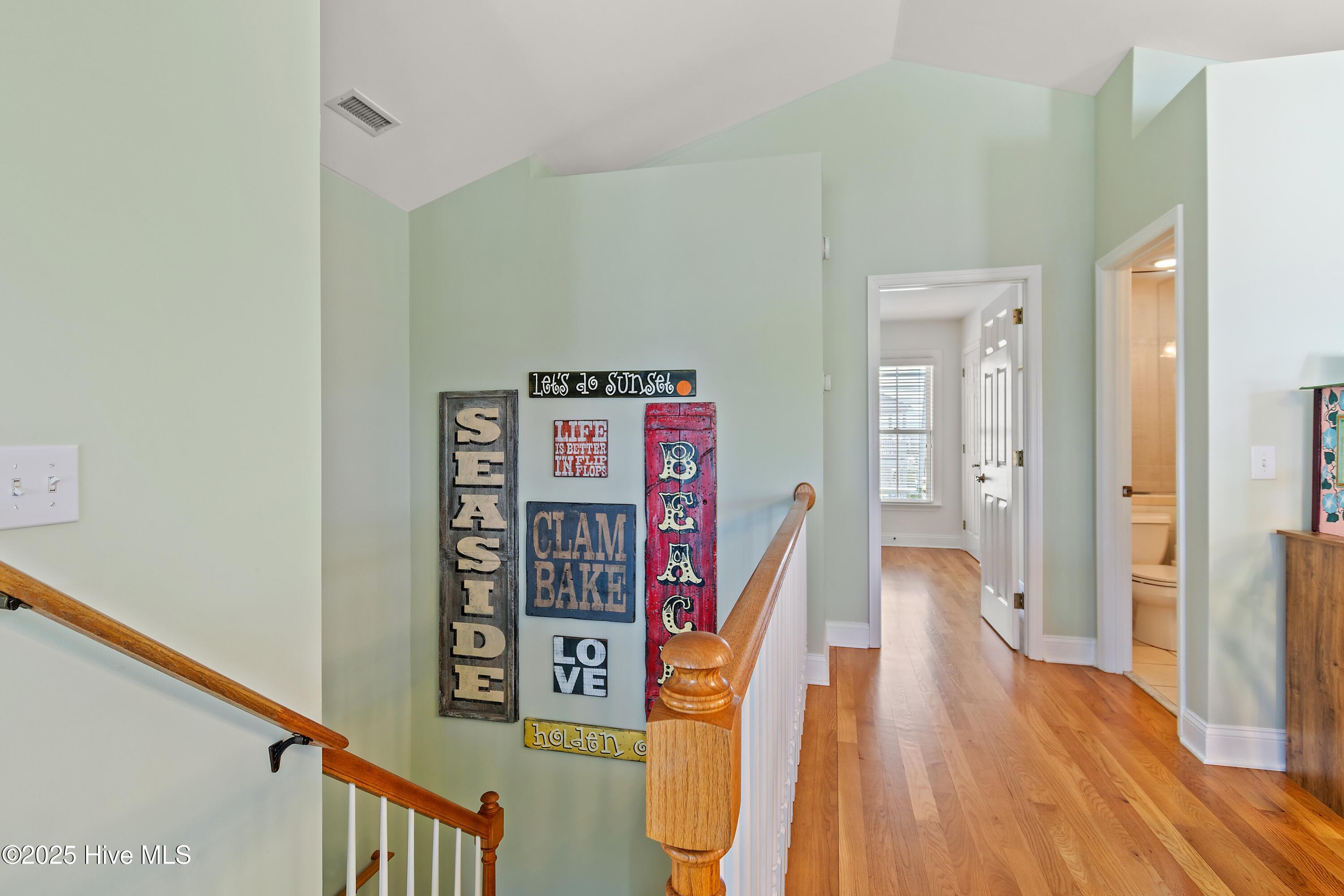 100552755 | Photo 16