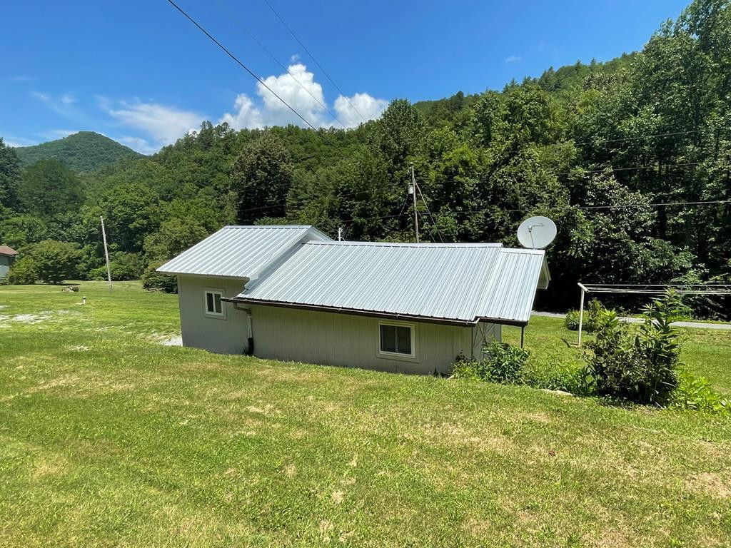 Homes for sale in Robbinsville, NC | 3400 Franks Crk, Robbinsville, NC 28771 | MLS# 98500112
