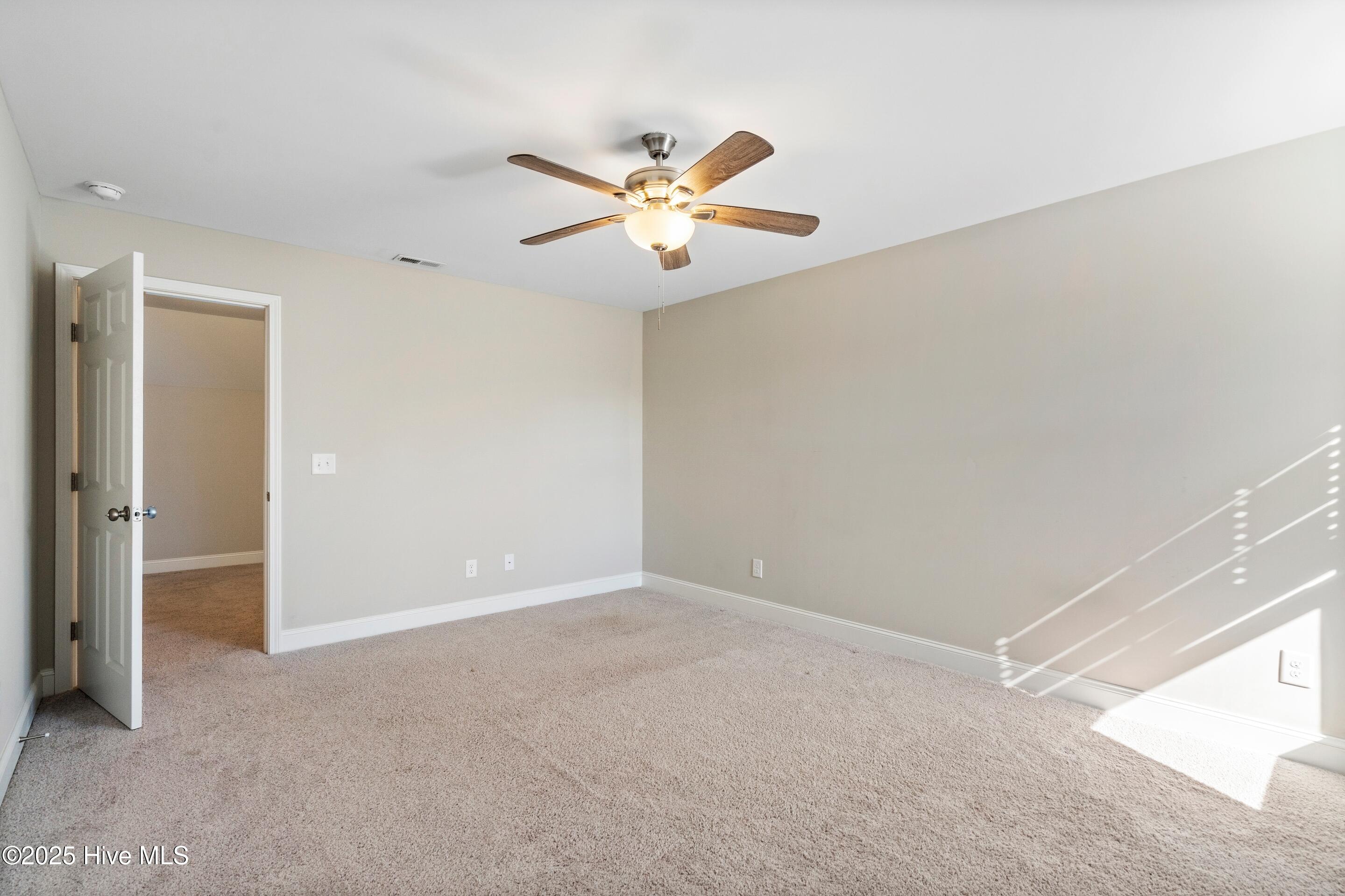 100538952 | Photo 28