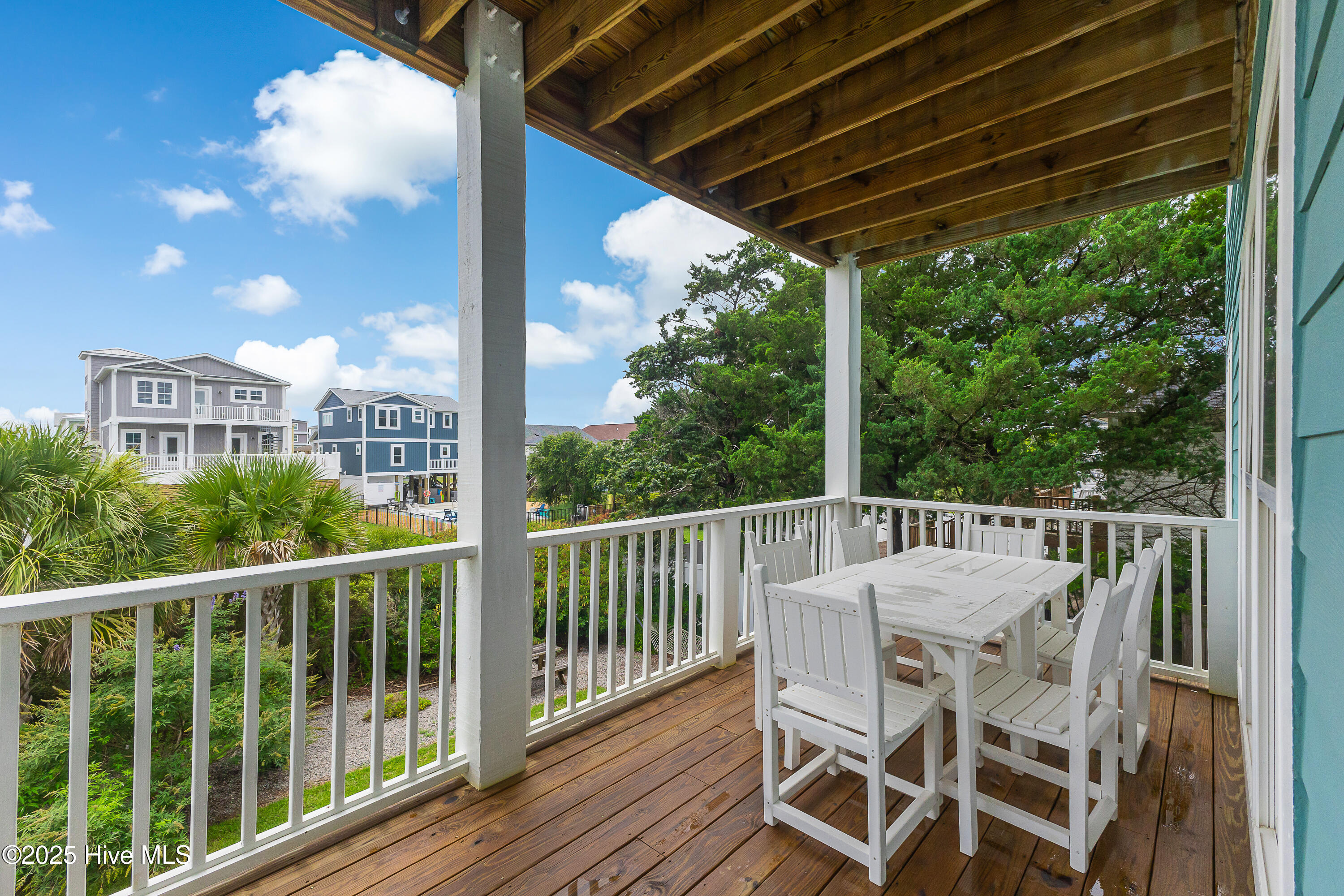 100514949 | Photo 32