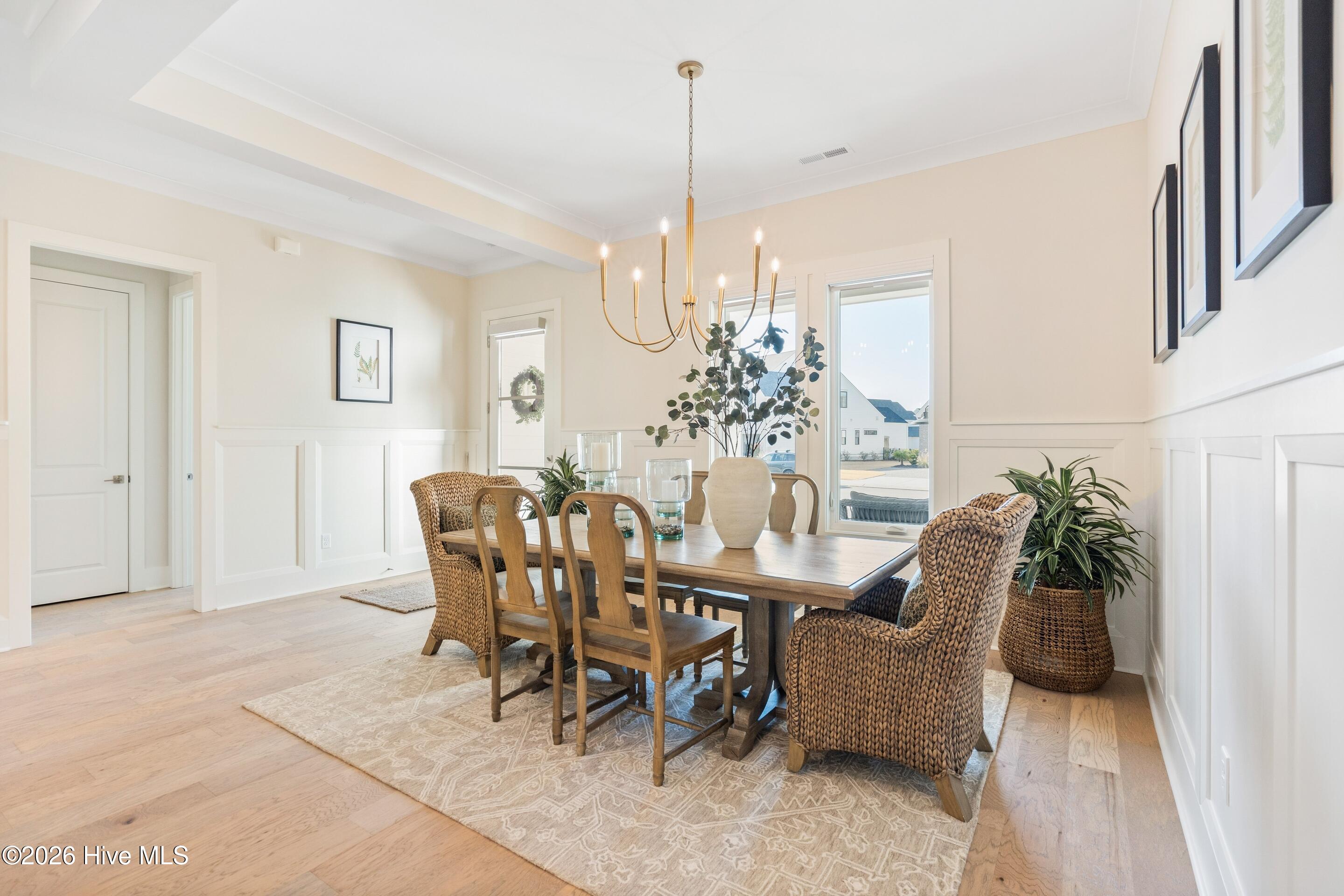 100546830 | Photo 10