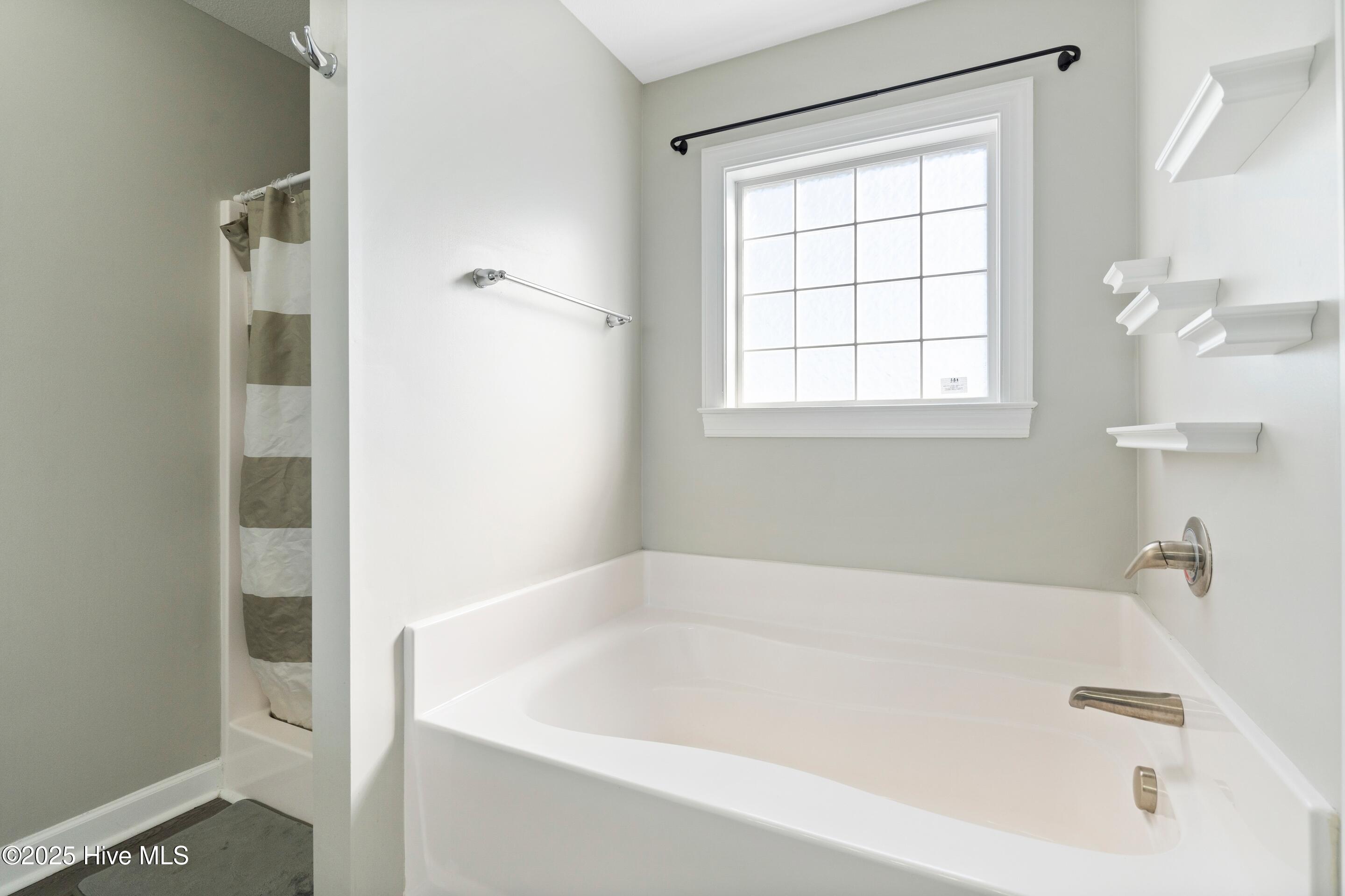 100539987 | Photo 29