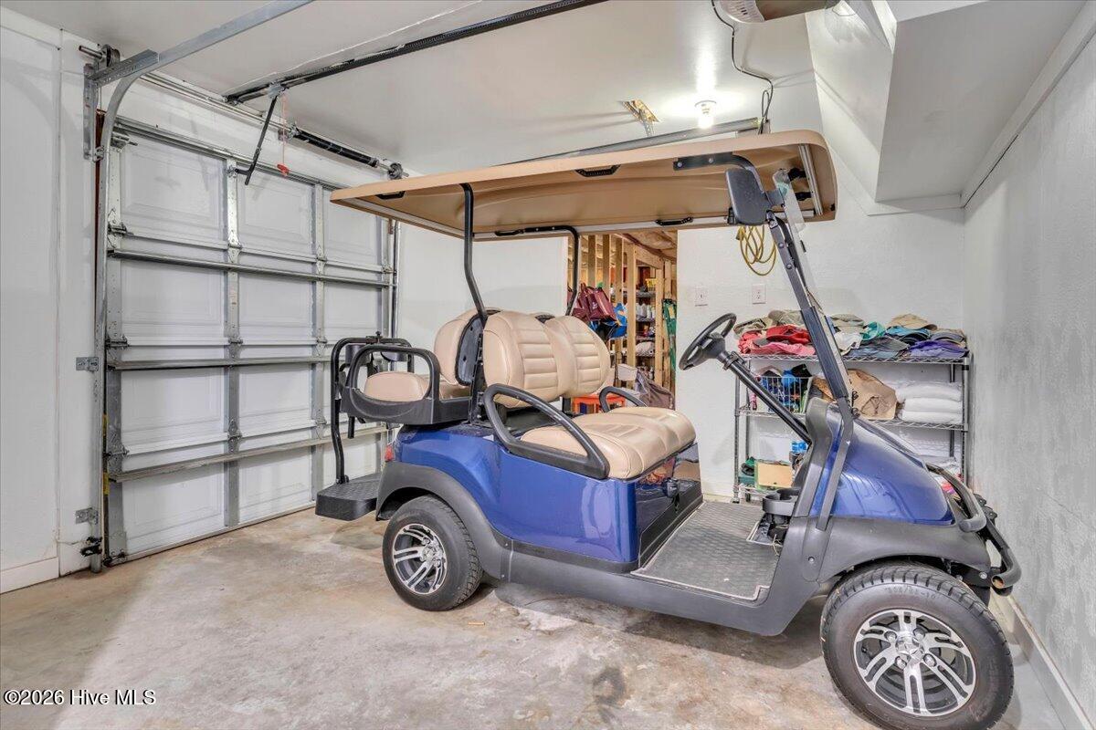 100565920 | Photo 60