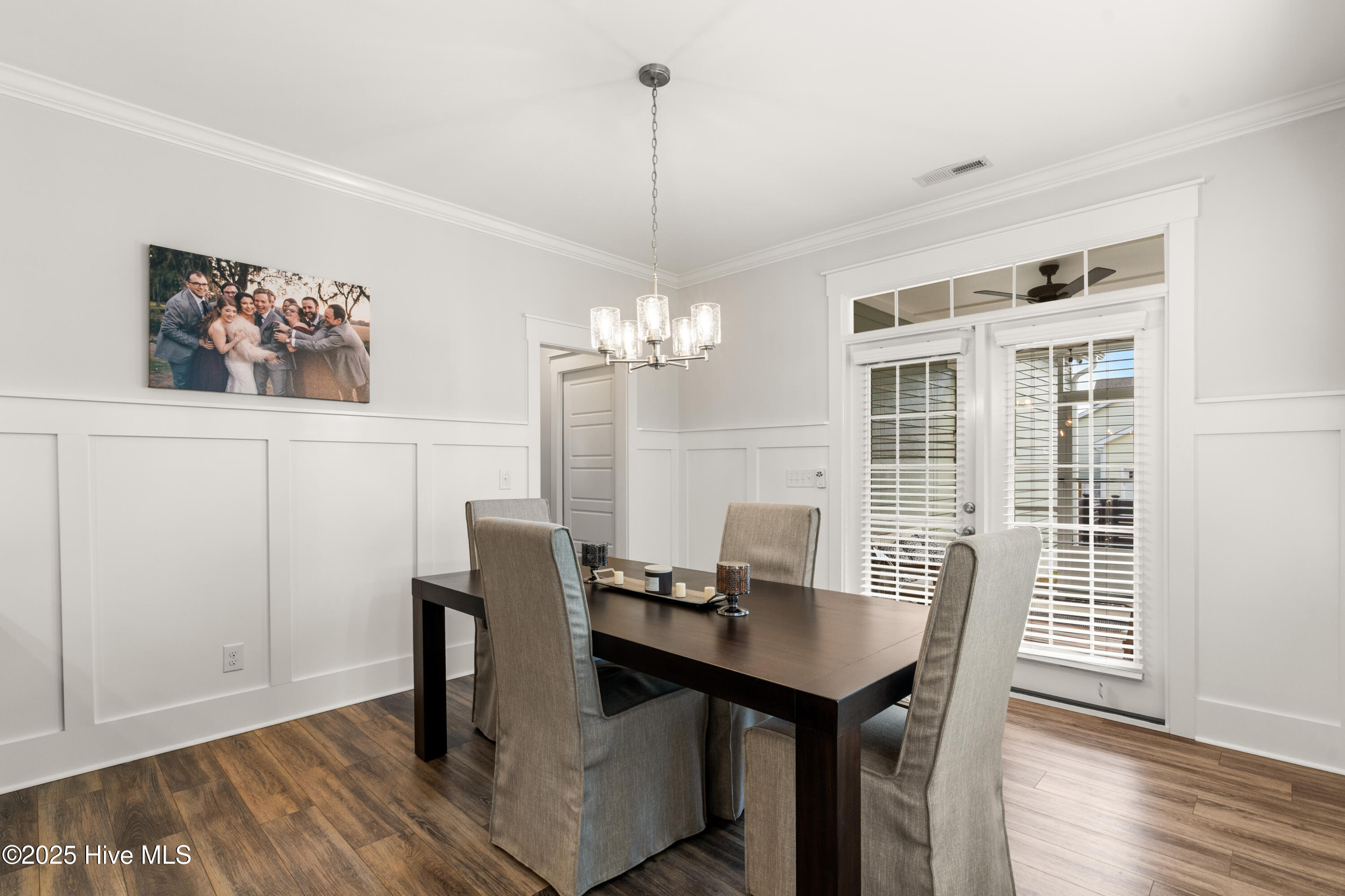 100526645 | Photo 20