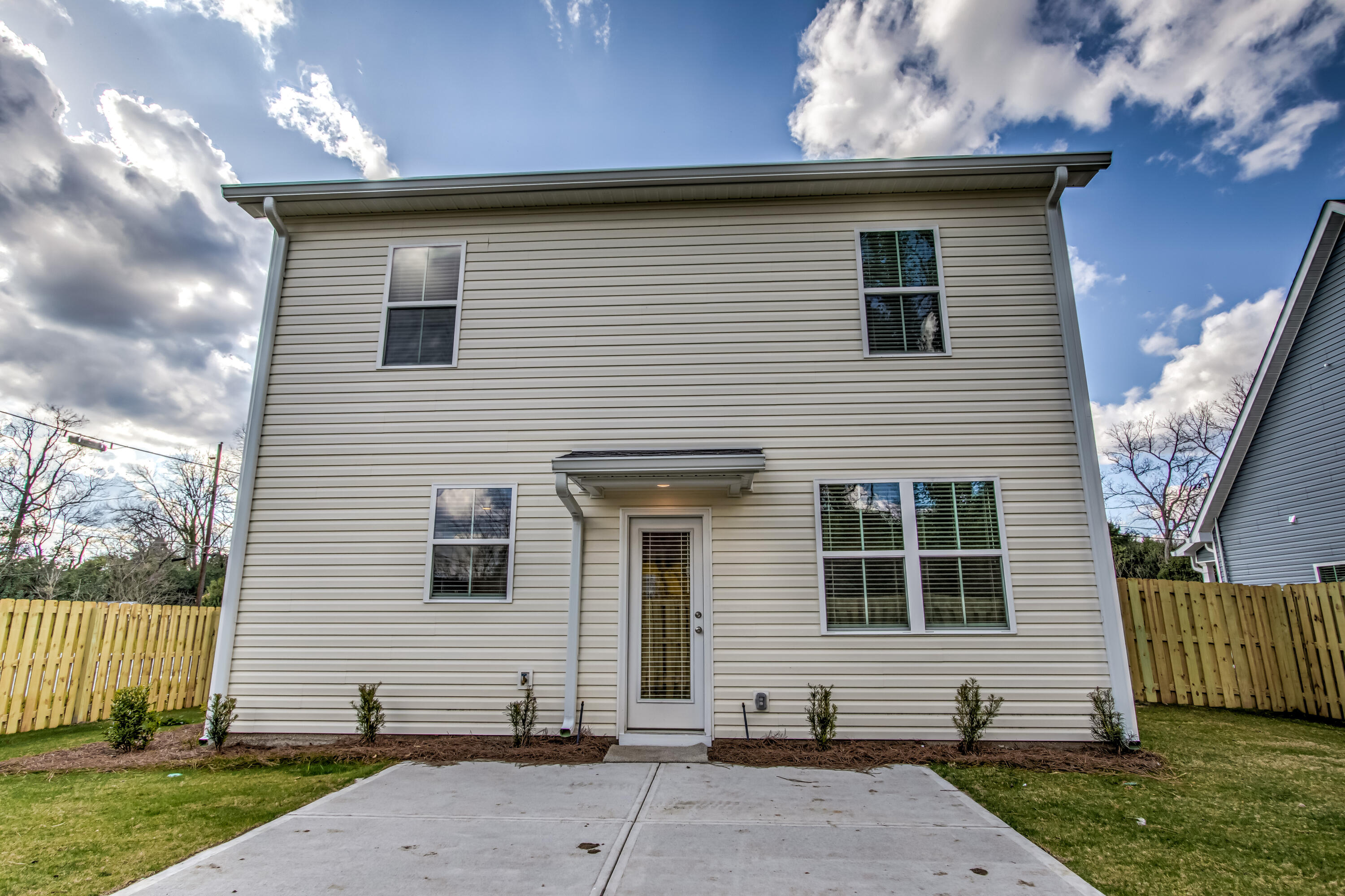 2nd St, 526, Exterior-4