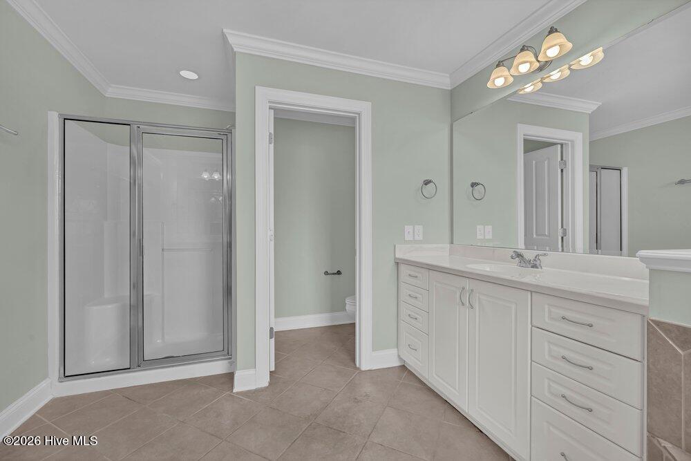 100552840 | Photo 16